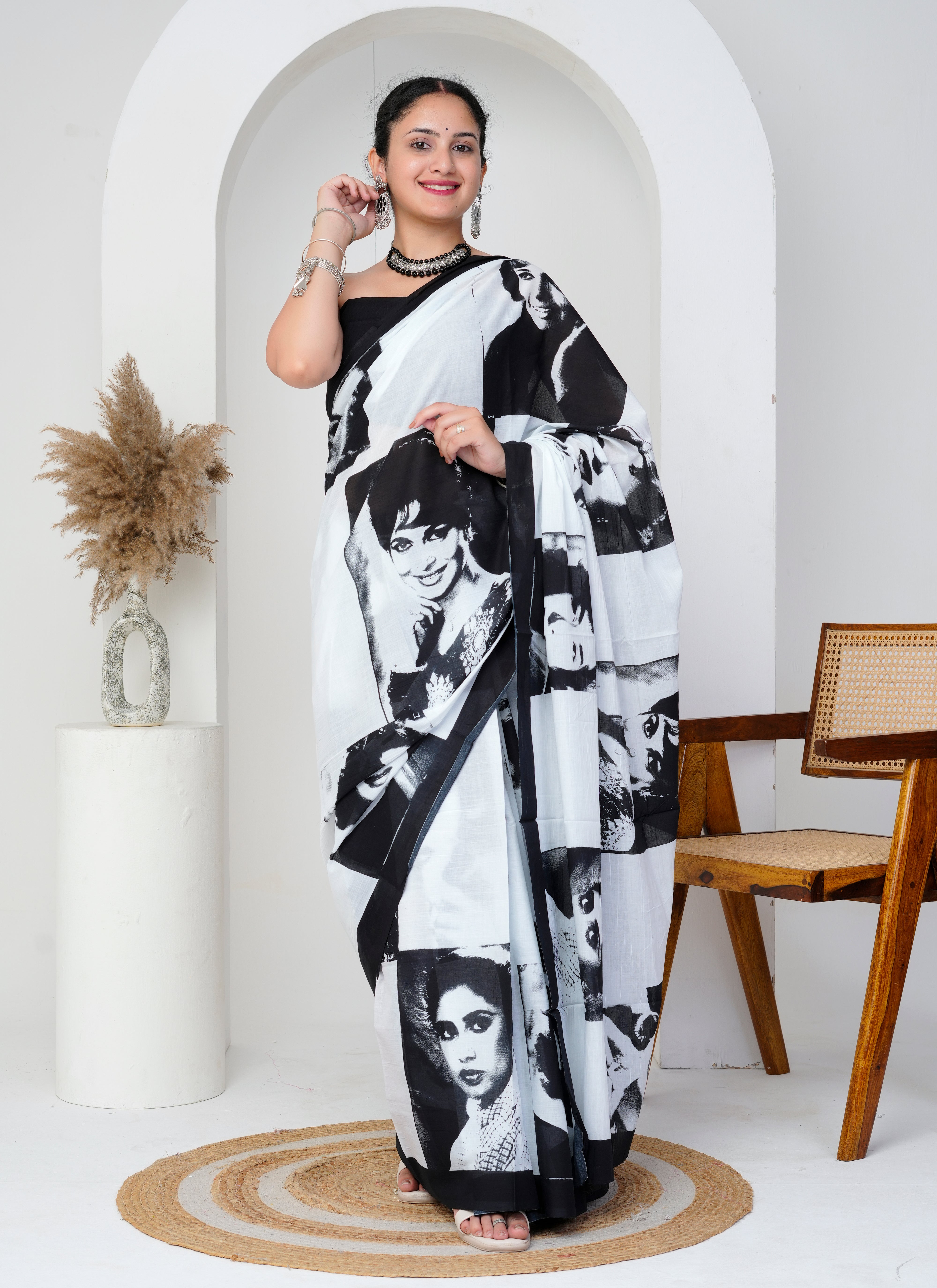 Vintage Bollywood Diva Print Cotton Saree