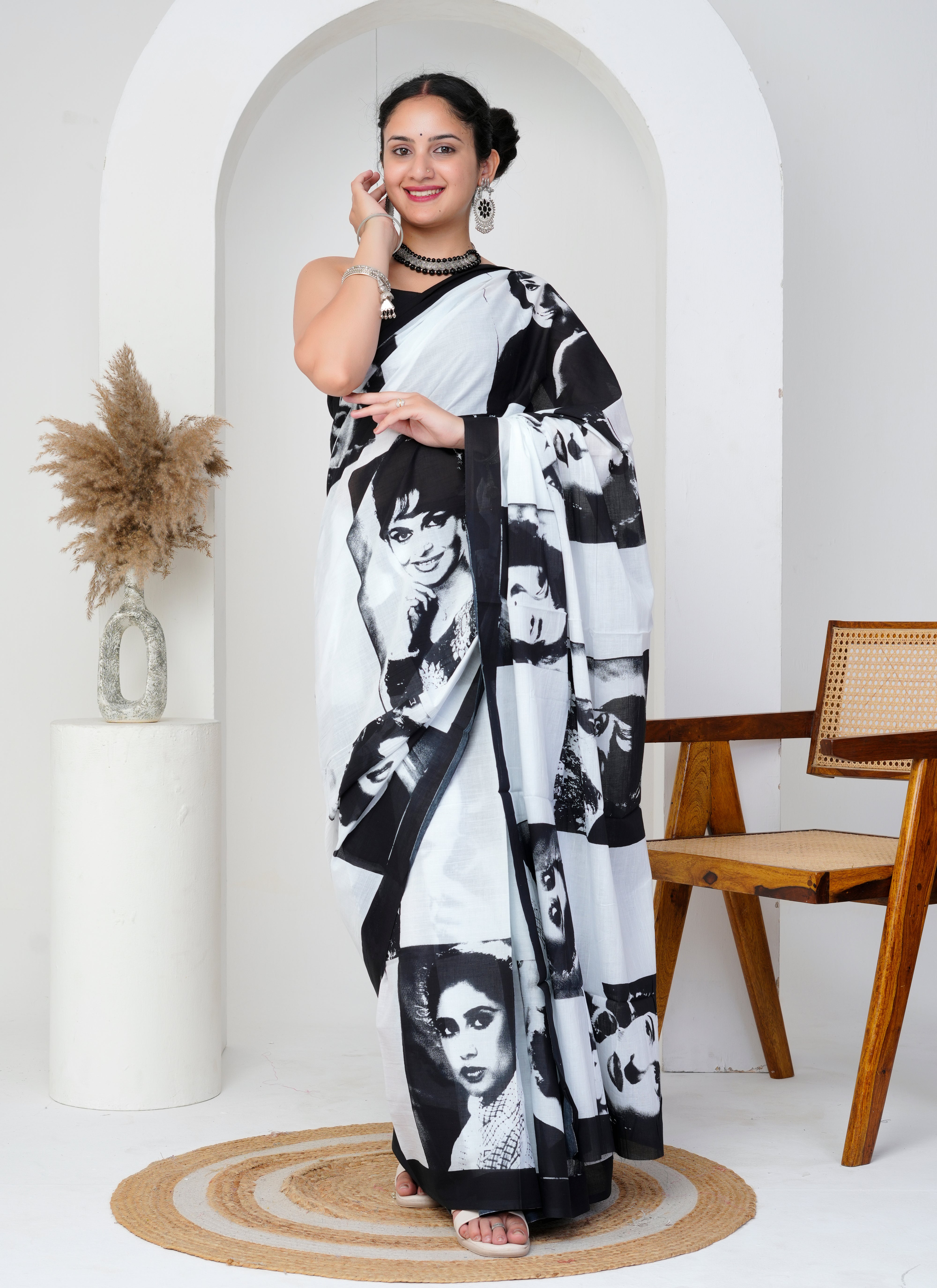 Vintage Bollywood Diva Print Cotton Saree