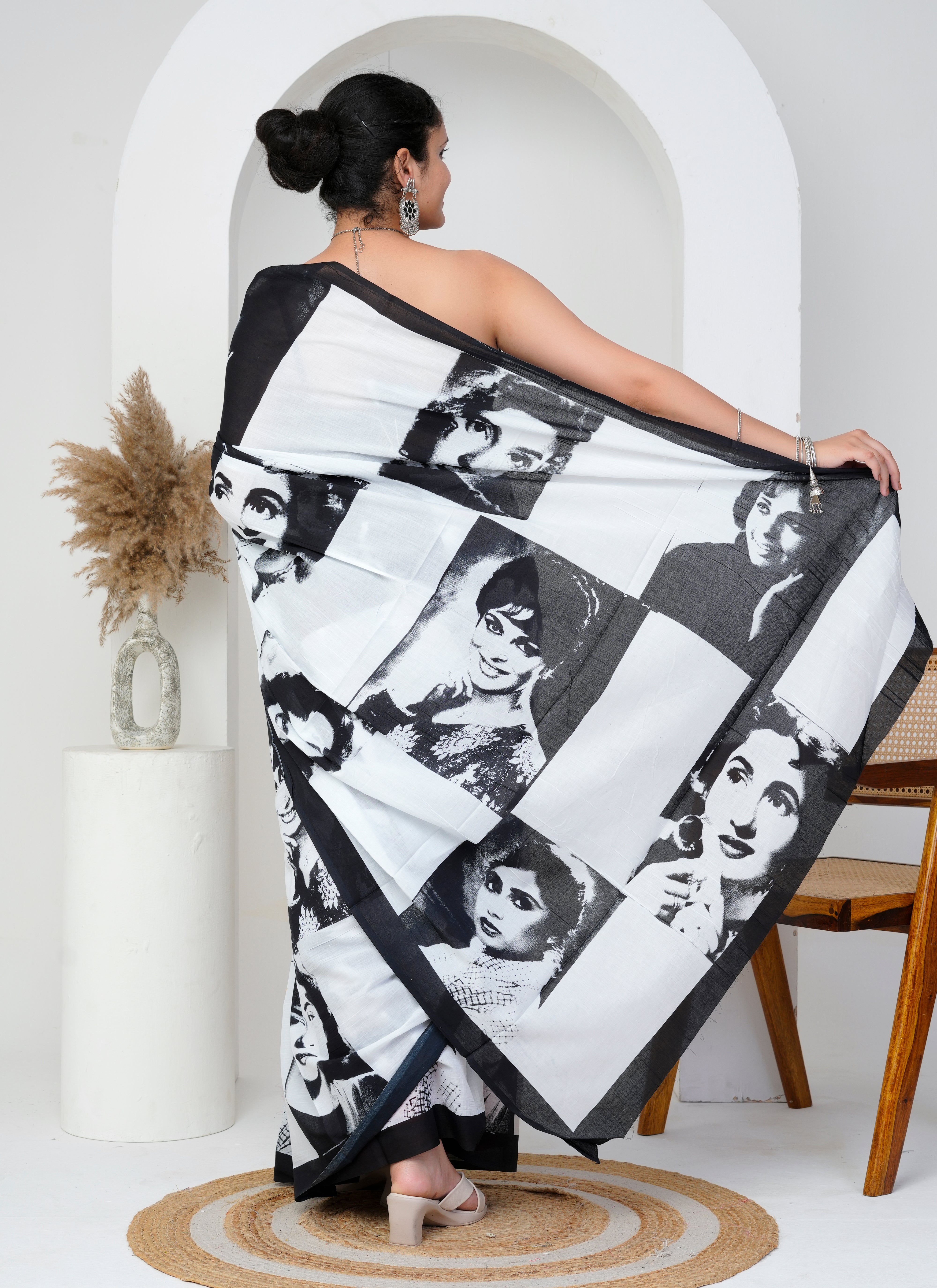Vintage Bollywood Diva Print Cotton Saree