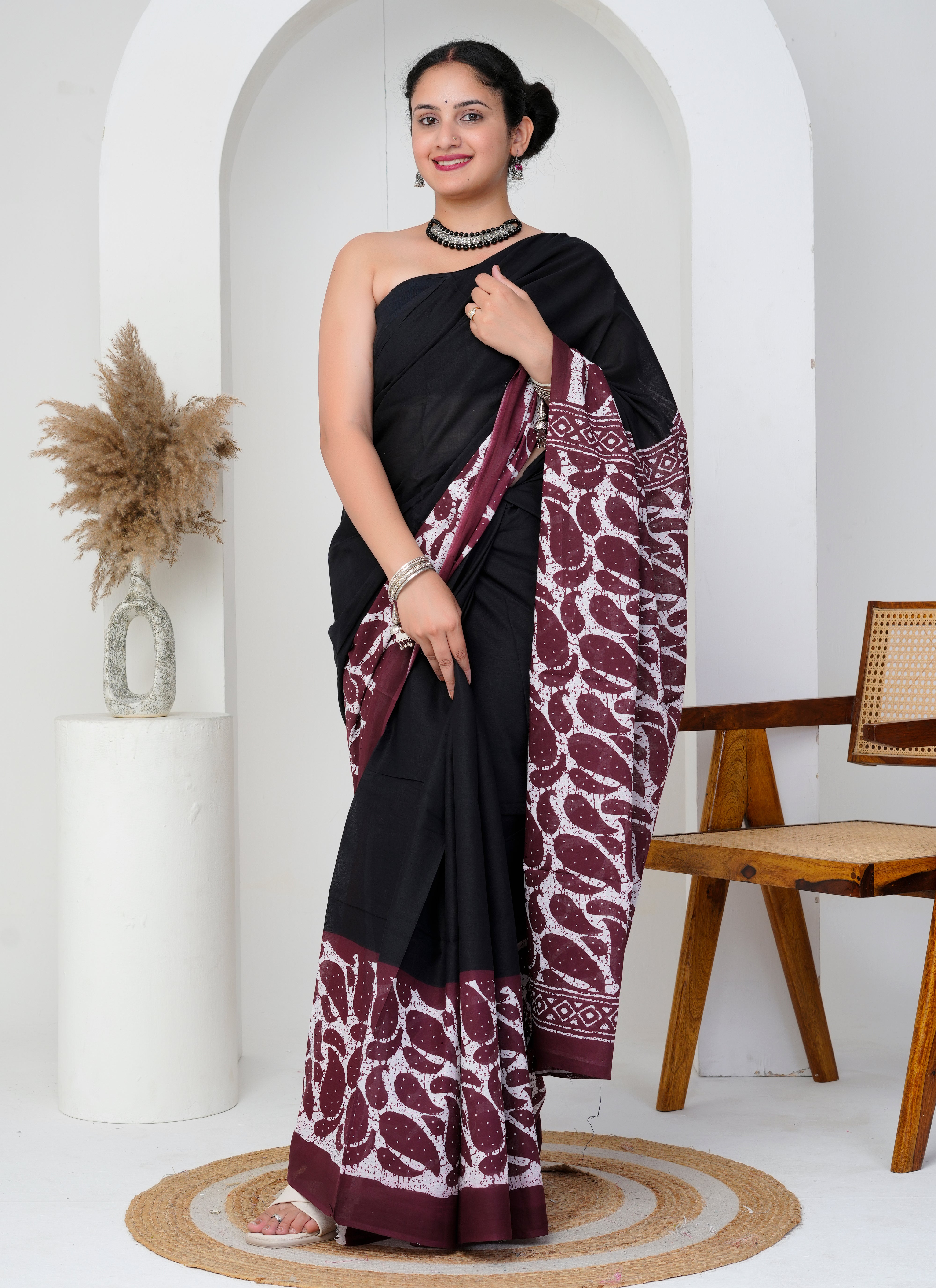 Black and Maroon Leaf Print Cotton Saree