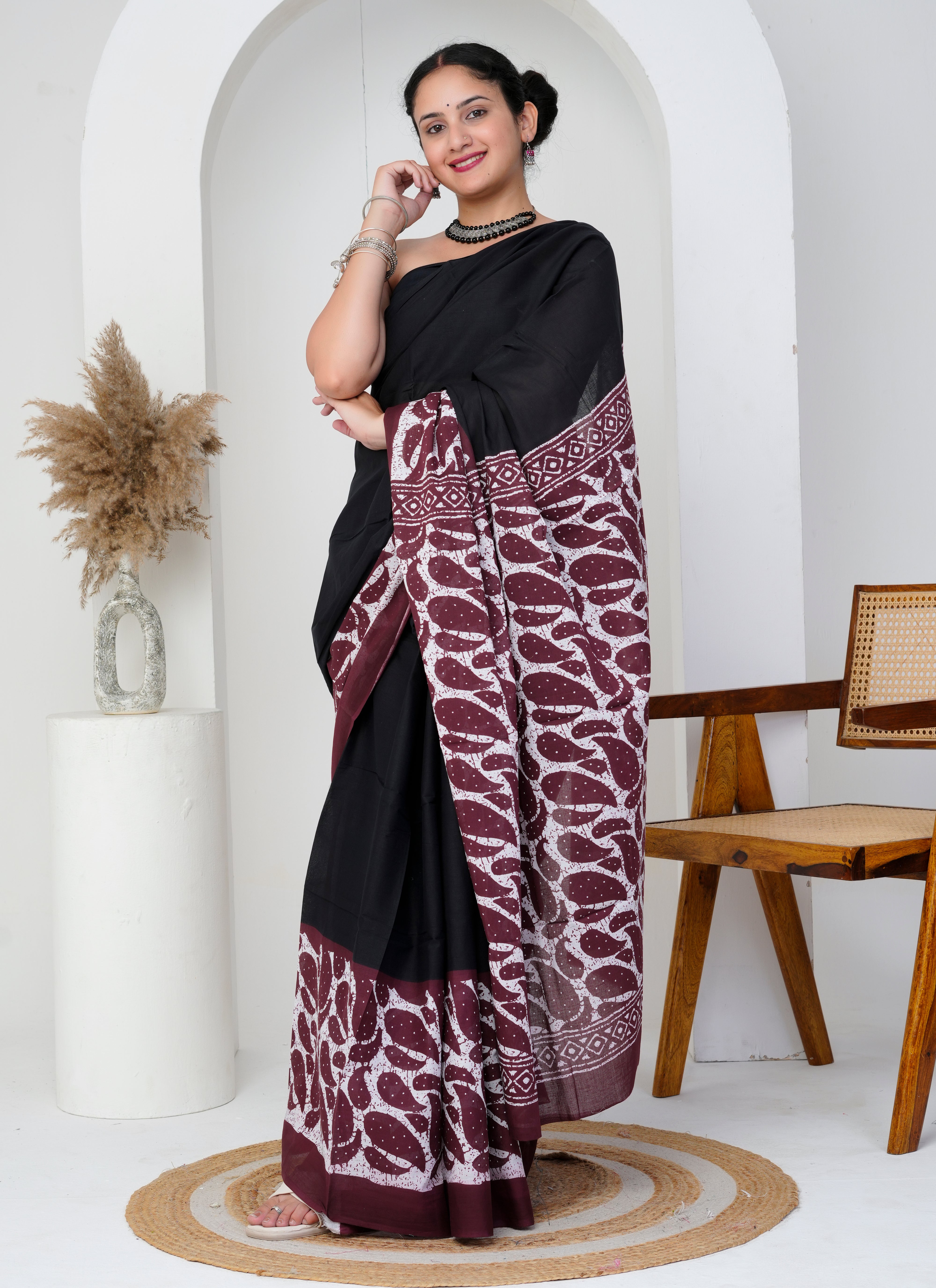 Black and Maroon Leaf Print Cotton Saree