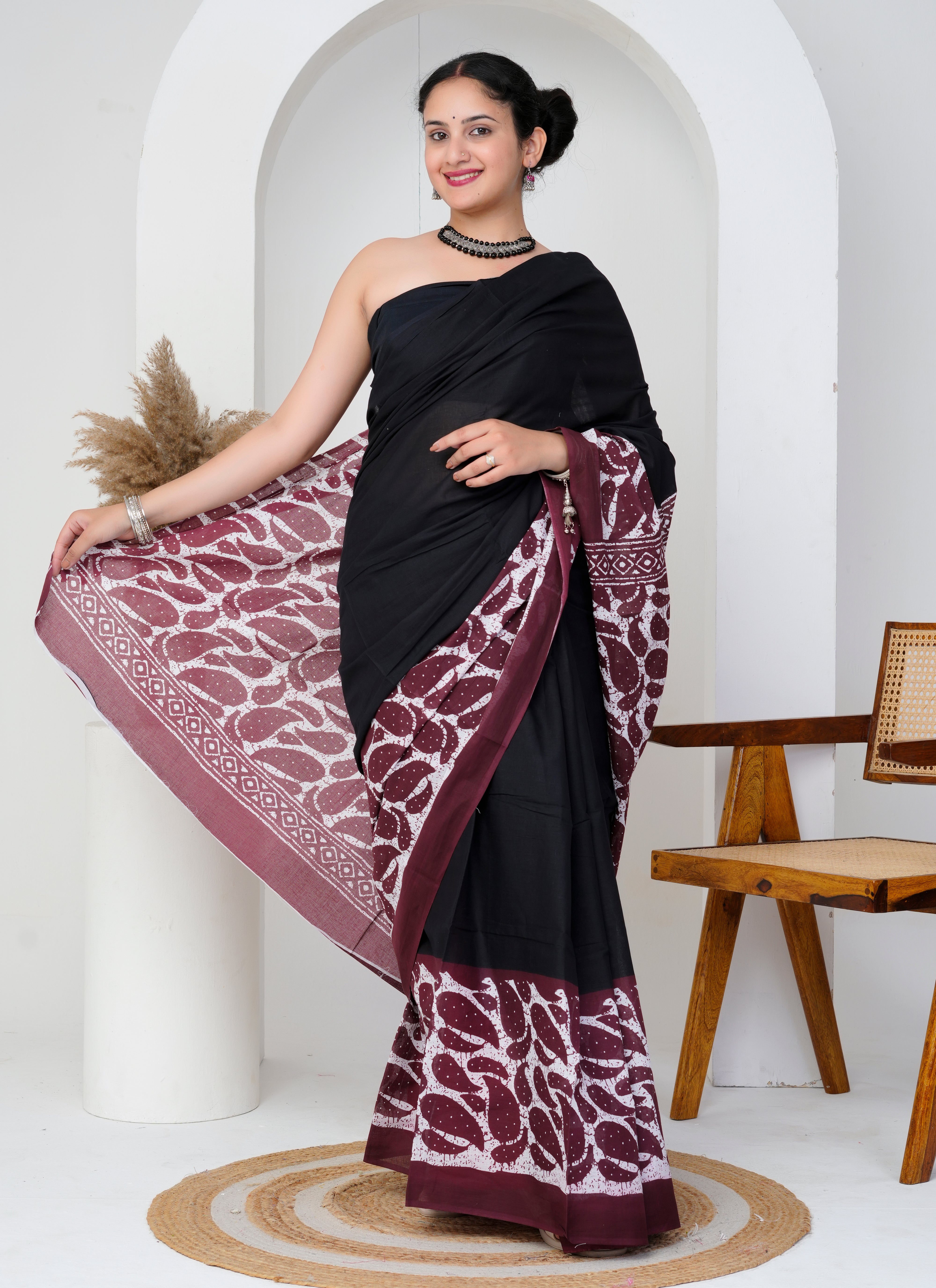 Black and Maroon Leaf Print Cotton Saree