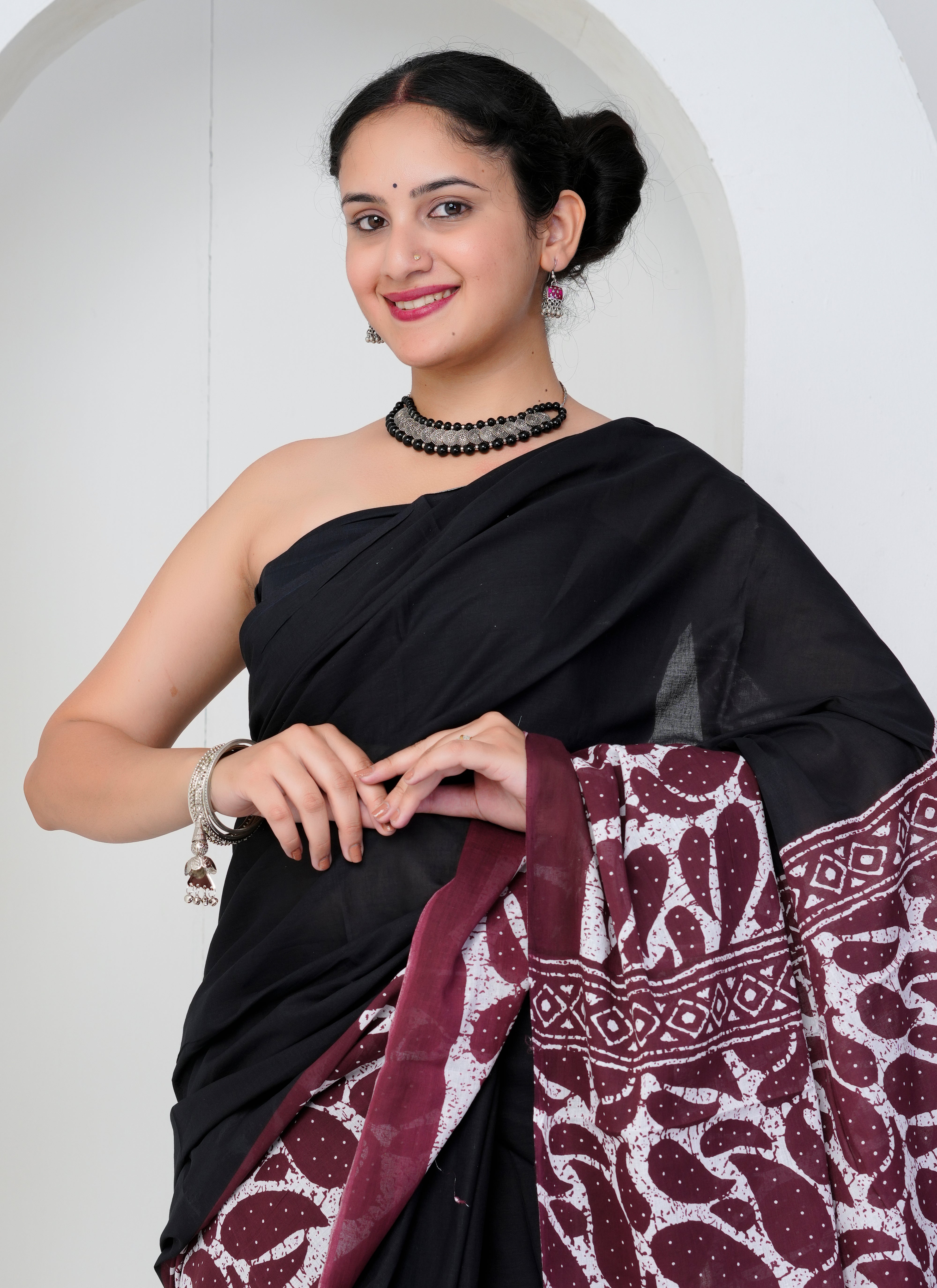 Black and Maroon Leaf Print Cotton Saree