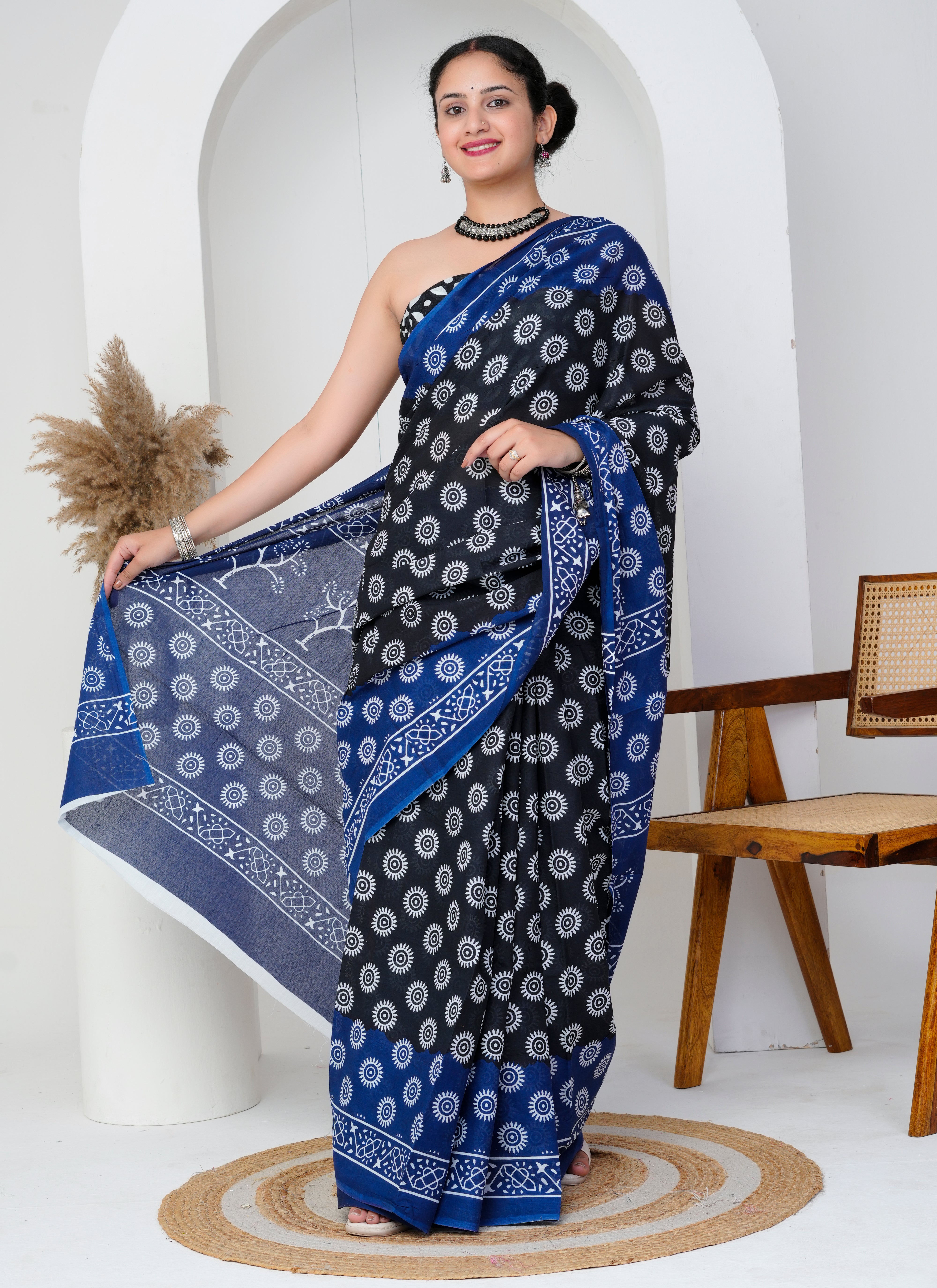Black and Blue Sun Motif Cotton Saree