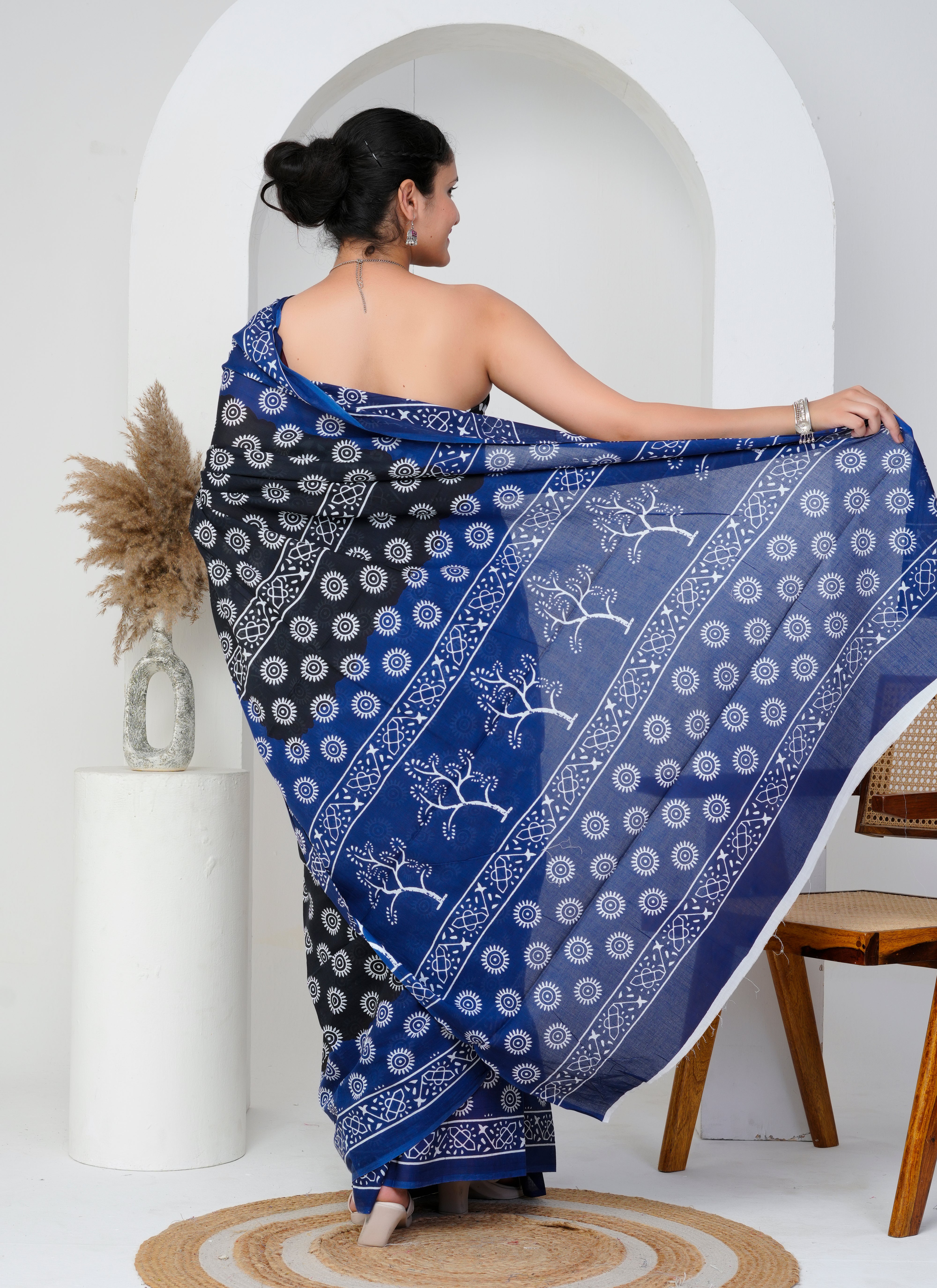 Black and Blue Sun Motif Cotton Saree