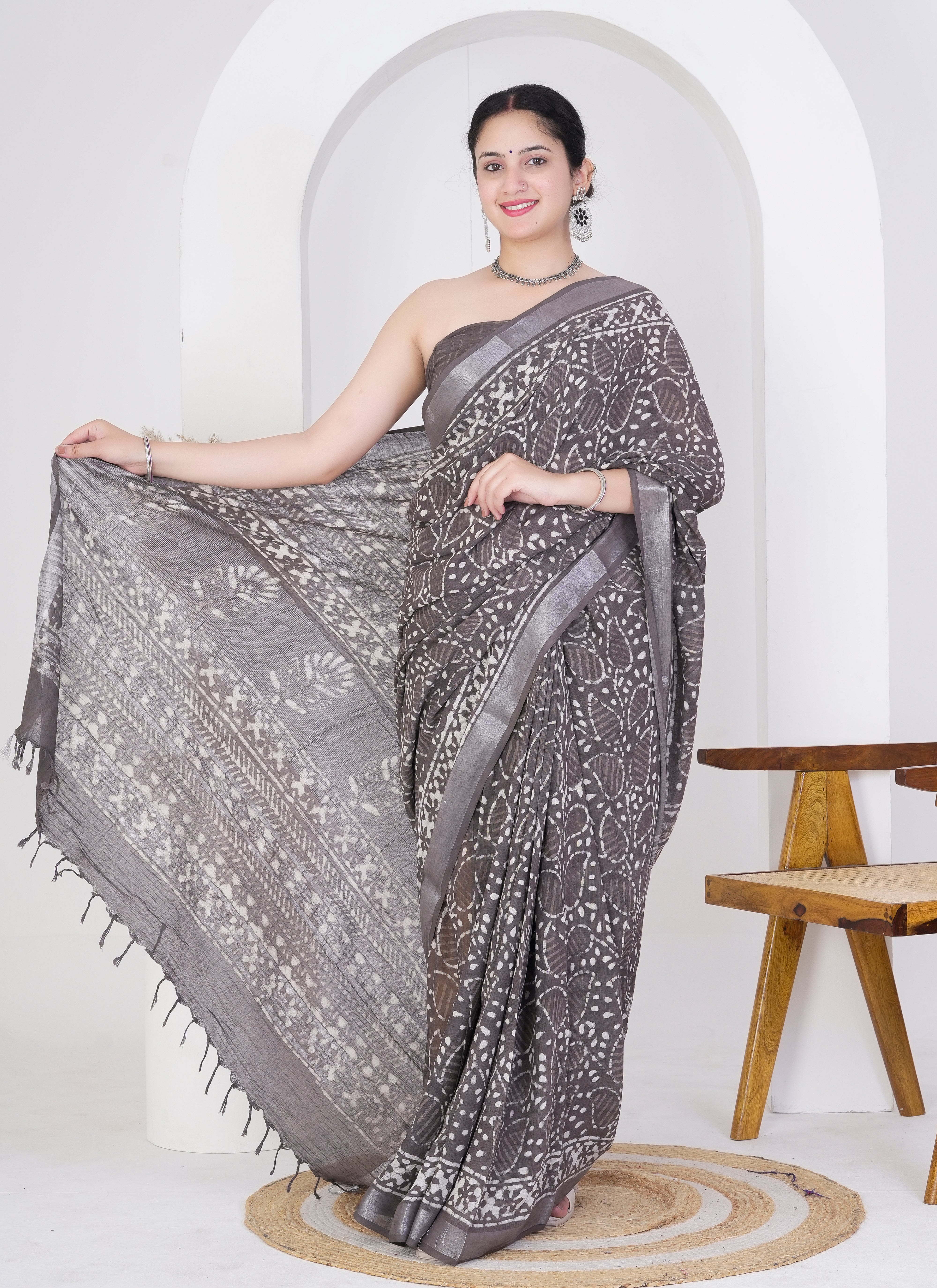 Charcoal Grey Pure Linen Saree
