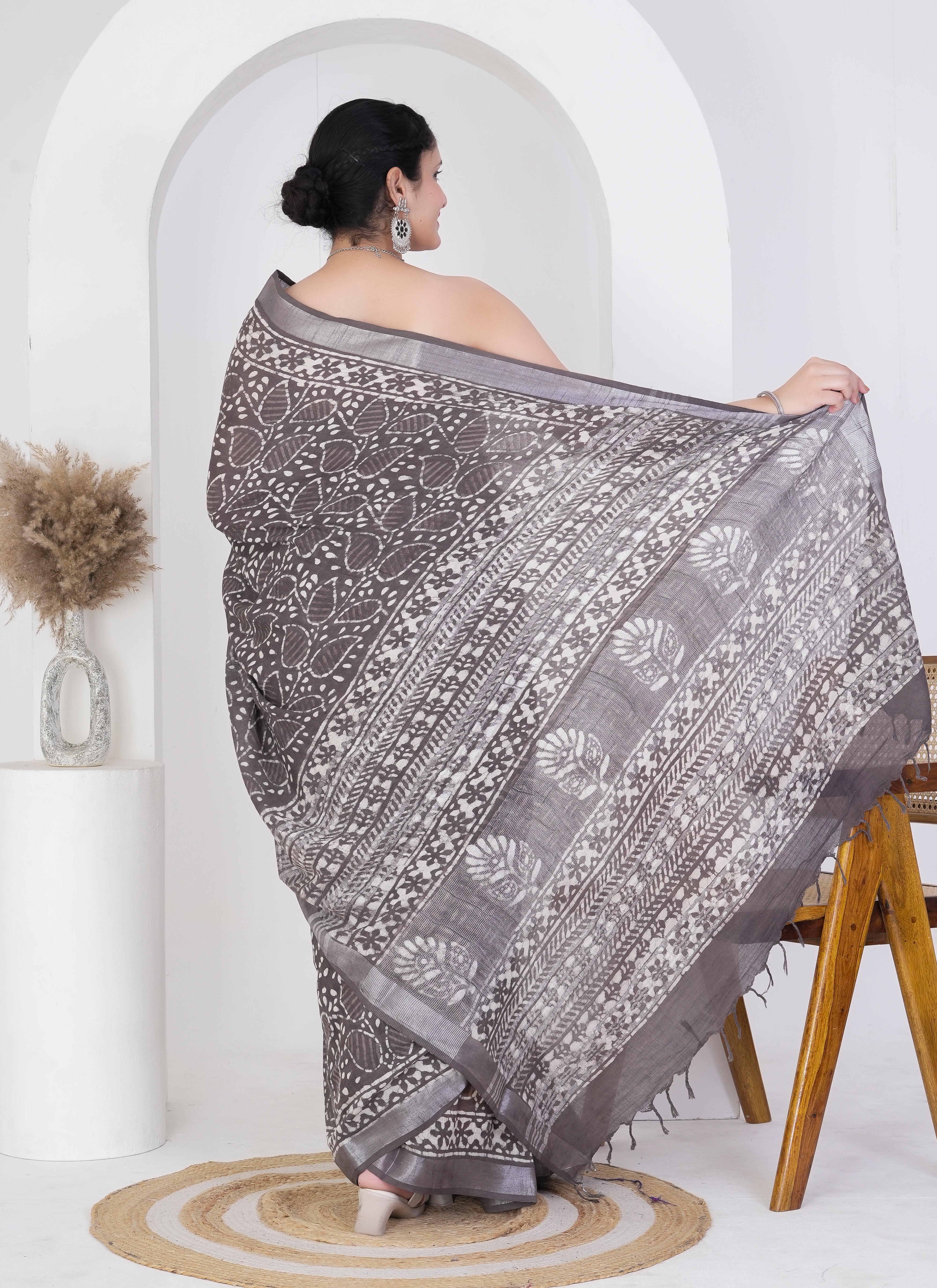 Charcoal Grey Pure Linen Saree
