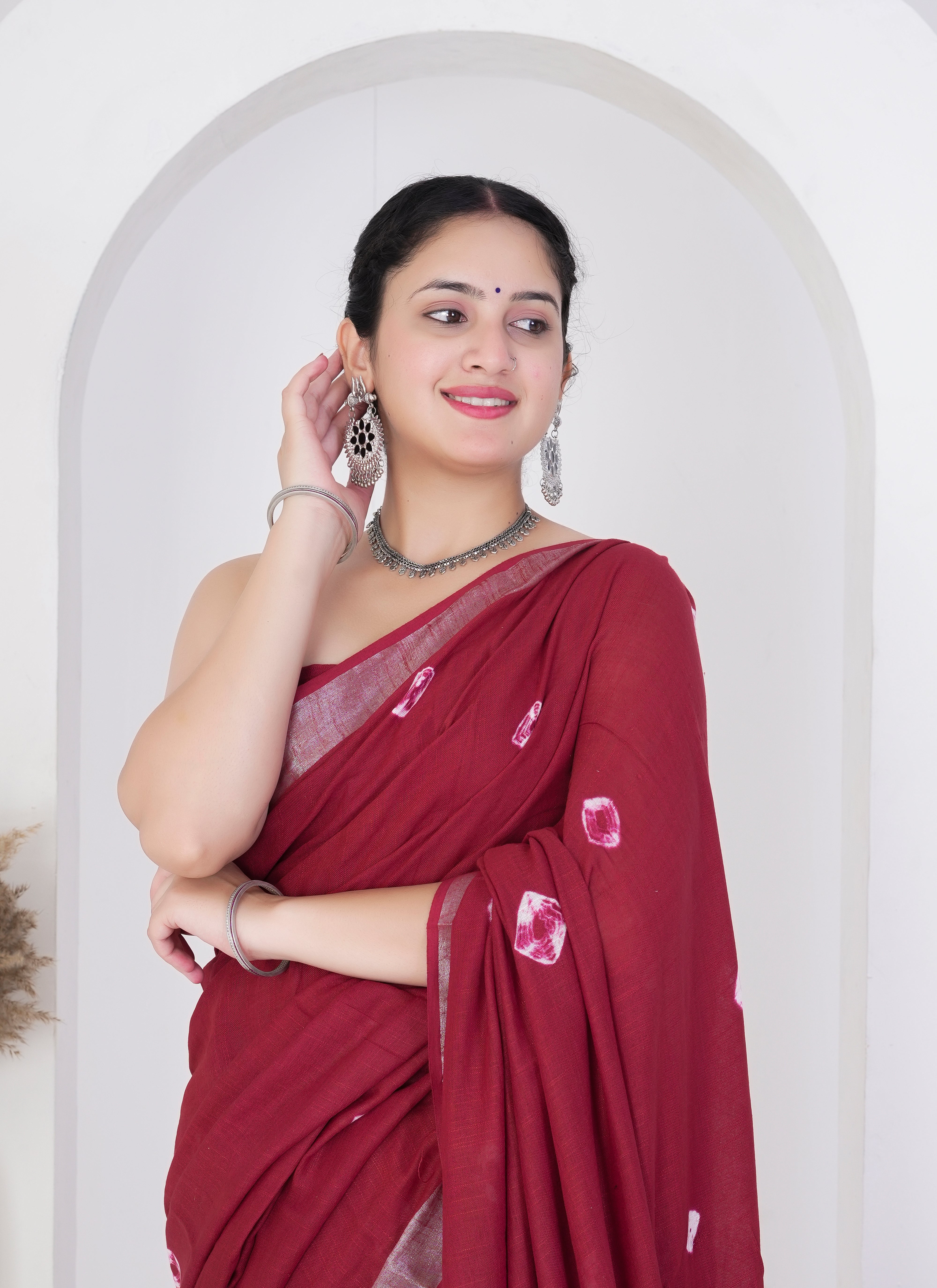 Maroon Pure Linen Saree