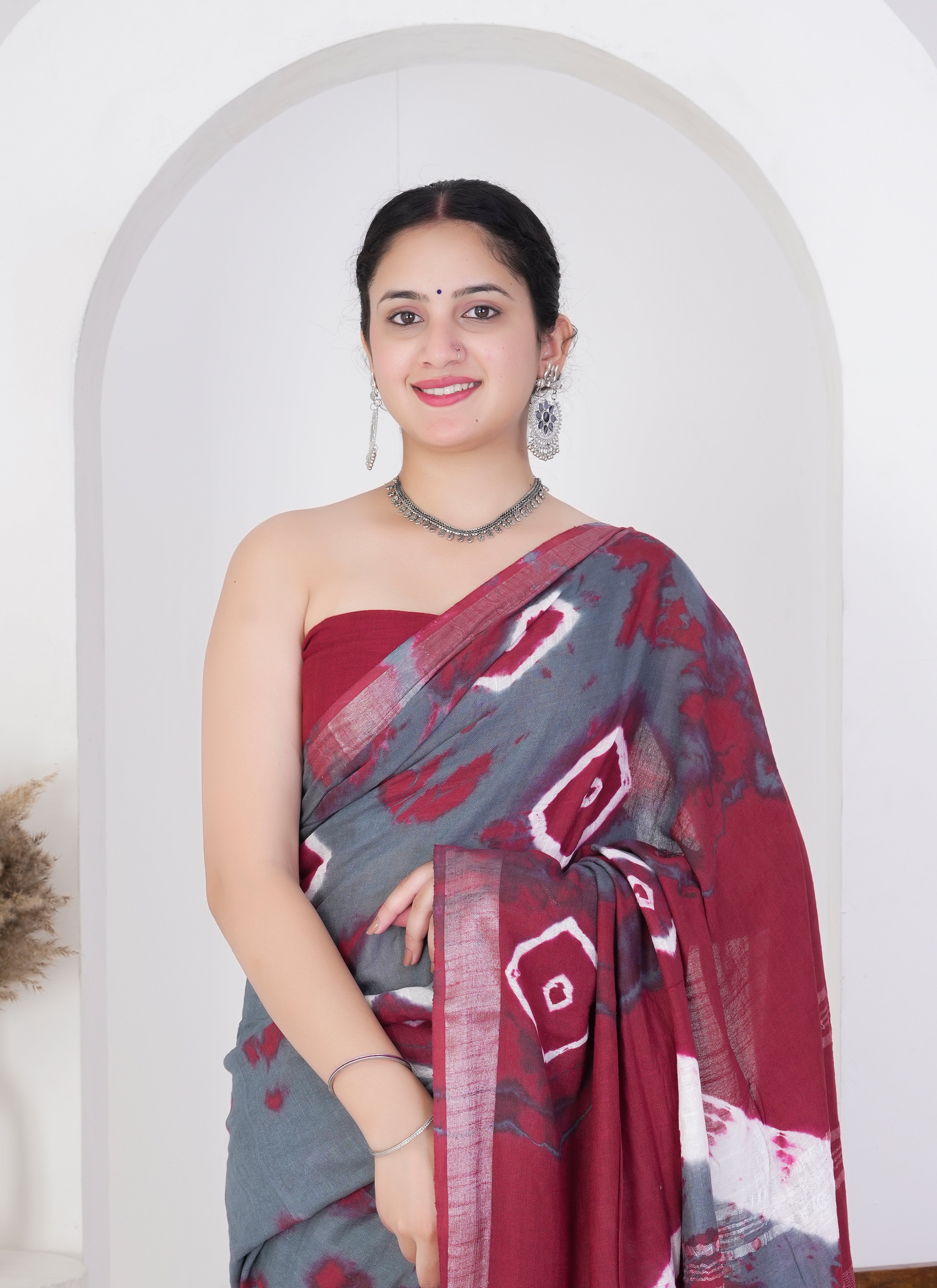 Grey and Maroon Pure Linen Saree