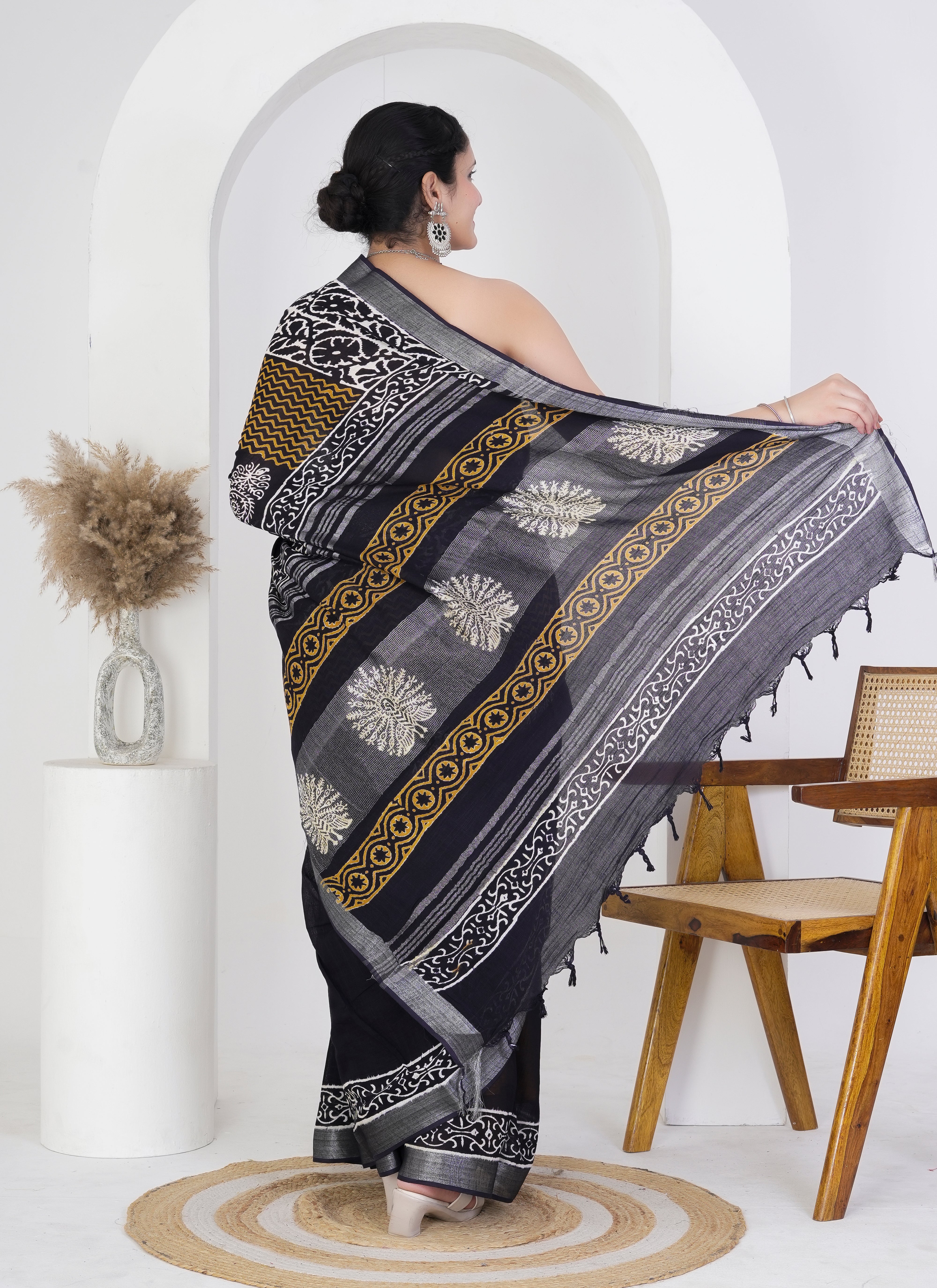 Black Pure Linen Saree with White Paisley Motifs