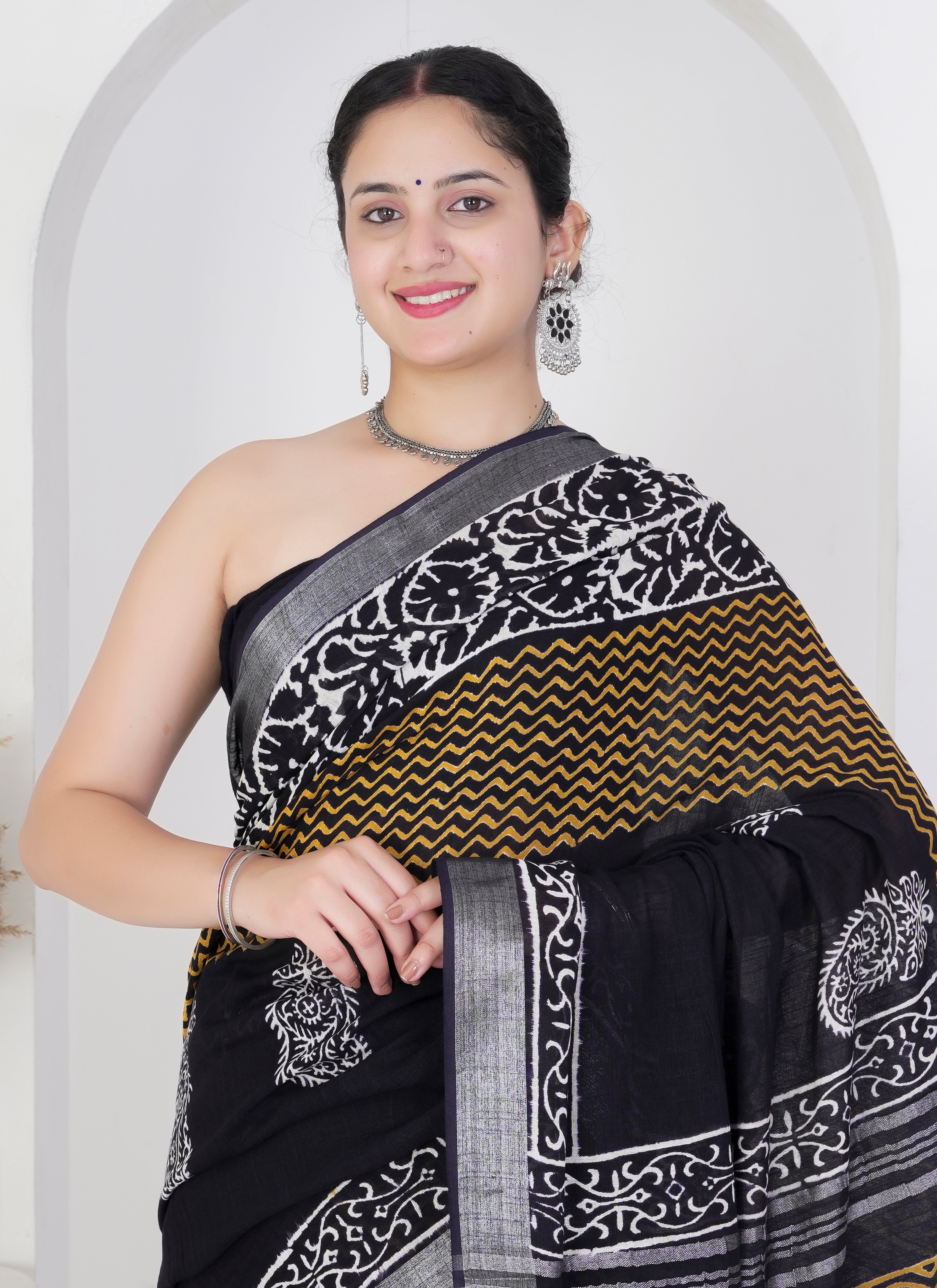 Black Pure Linen Saree with White Paisley Motifs
