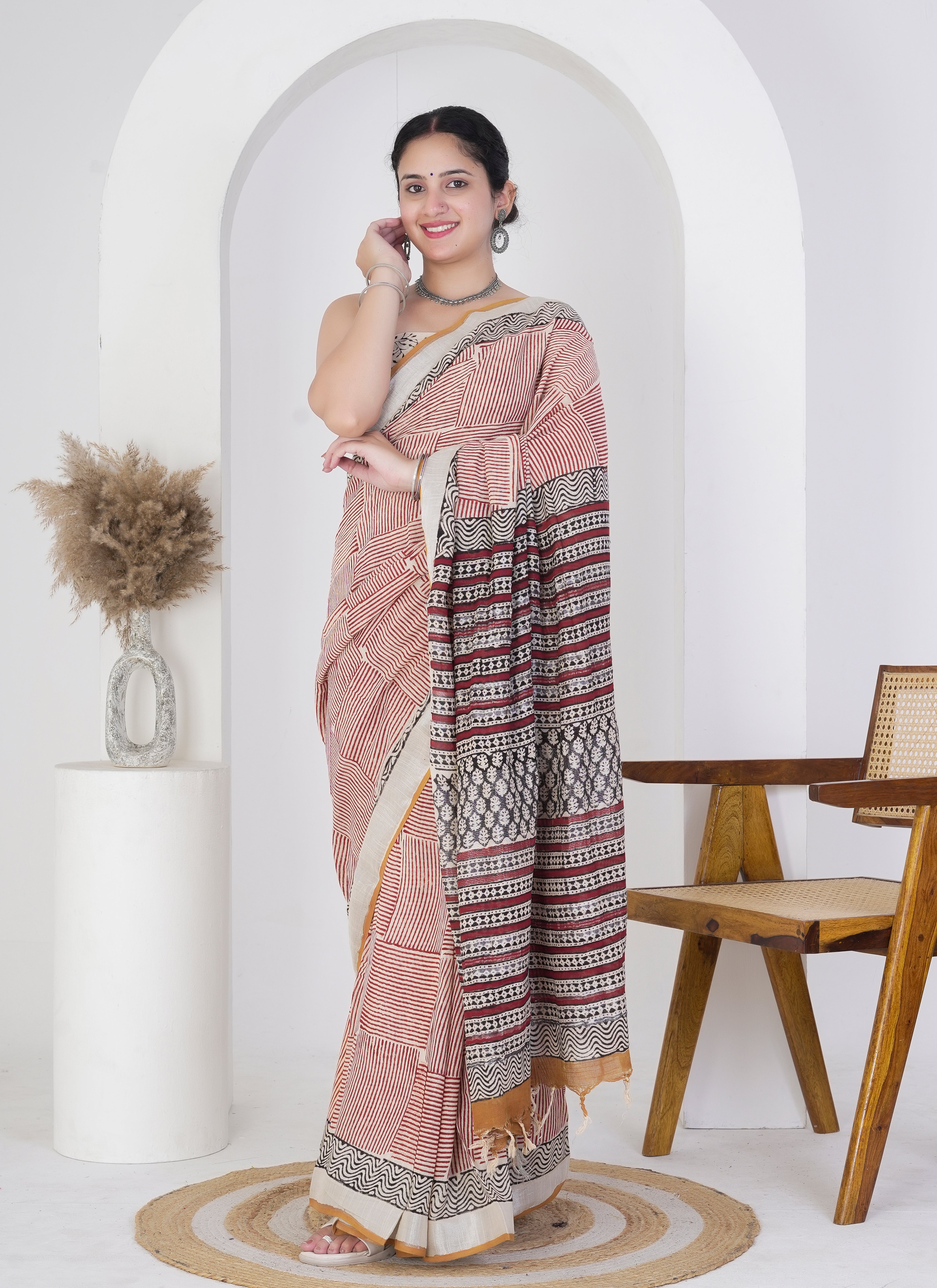 Rust Red and Ivory Pure Linen Saree
