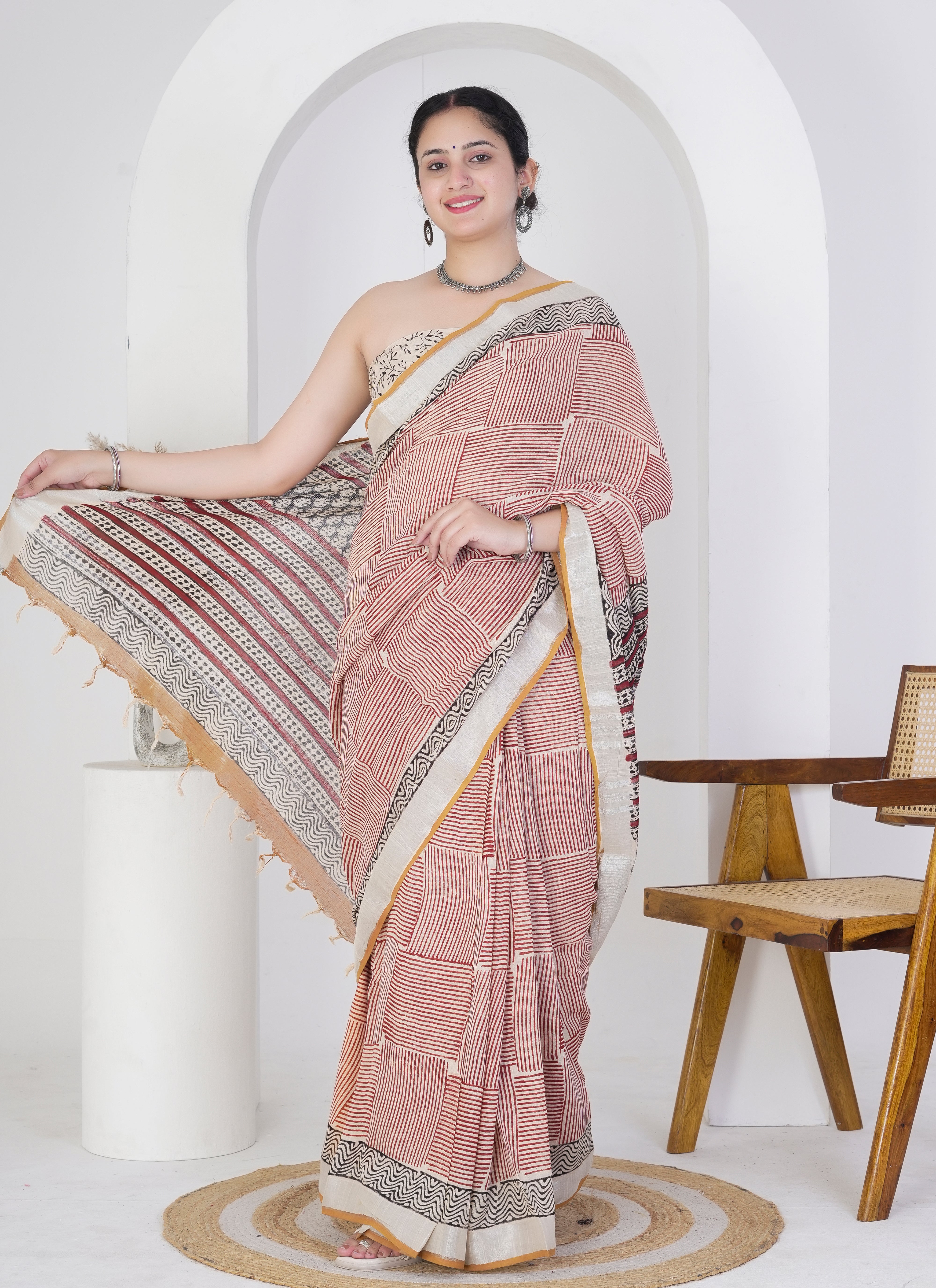 Rust Red and Ivory Pure Linen Saree