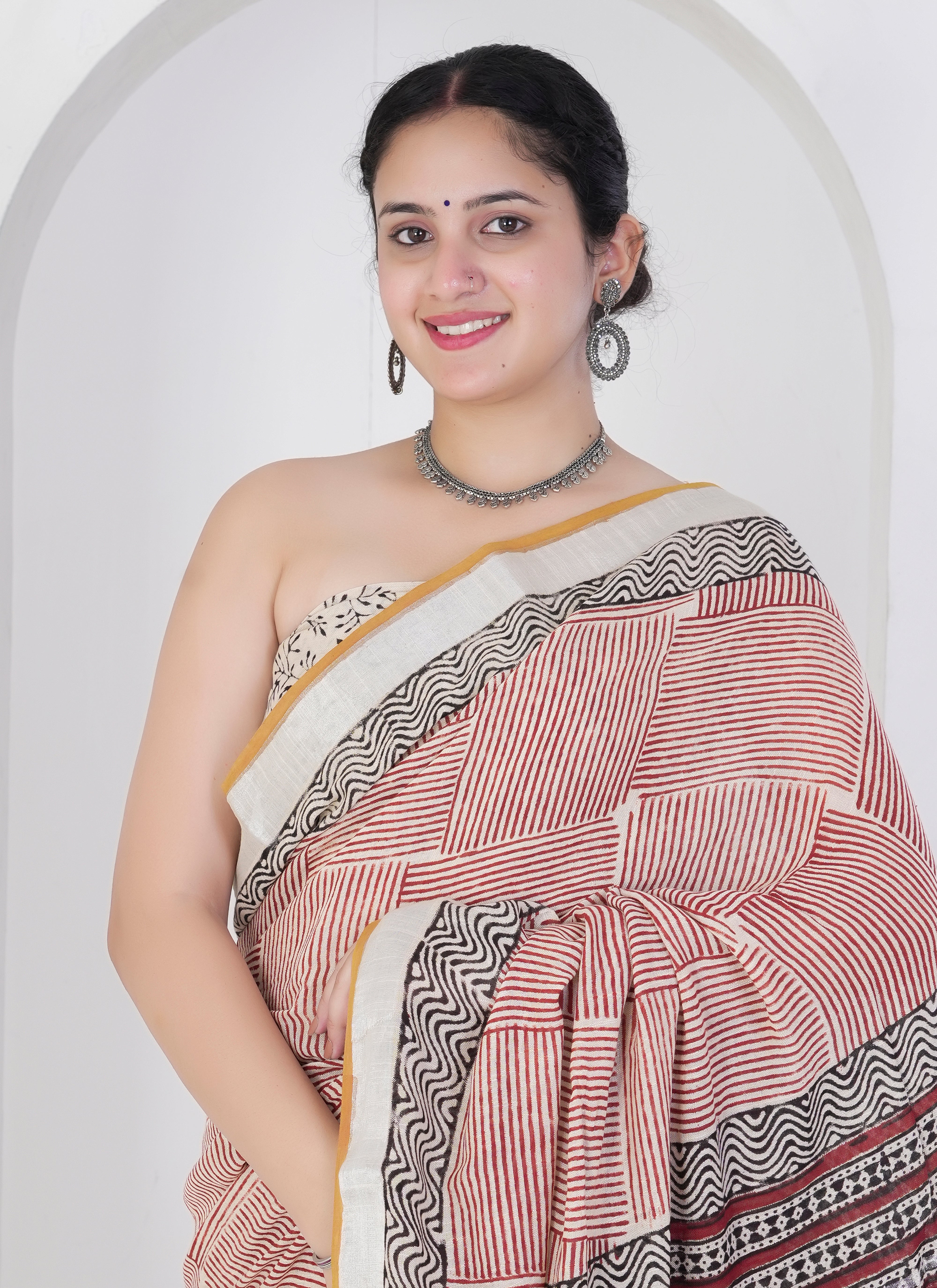 Rust Red and Ivory Pure Linen Saree