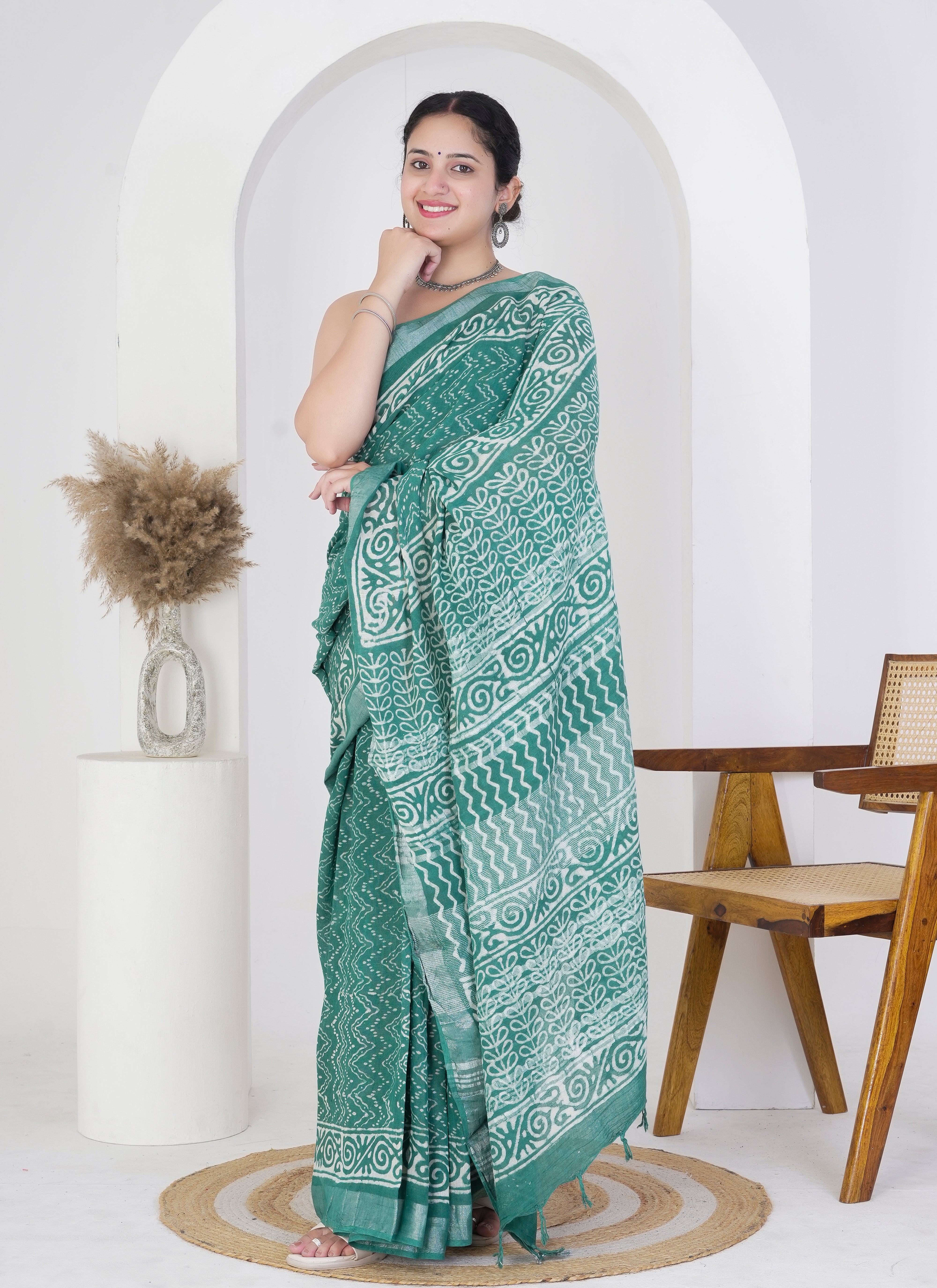 Emerald Green Pure Linen Saree