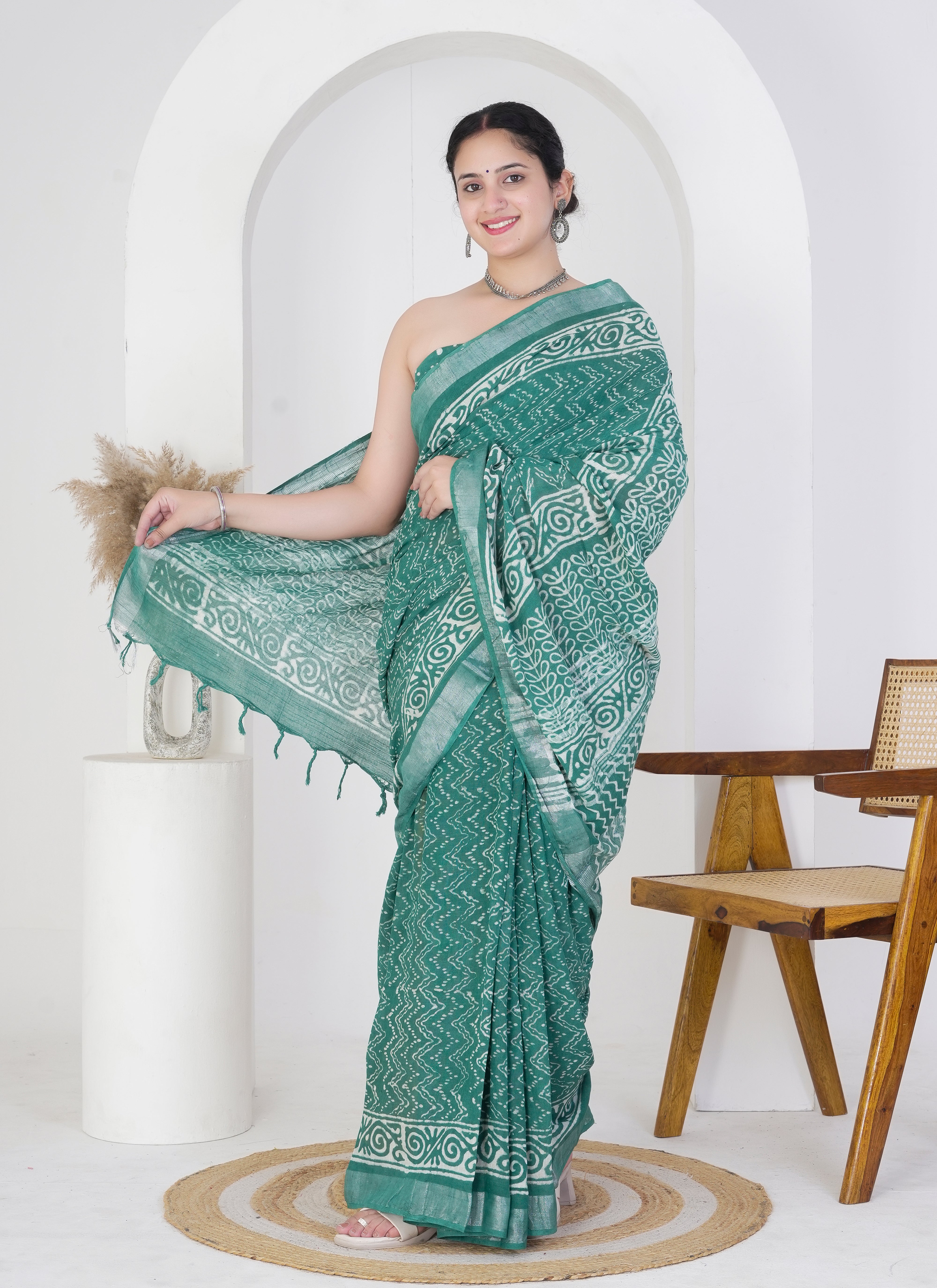 Emerald Green Pure Linen Saree