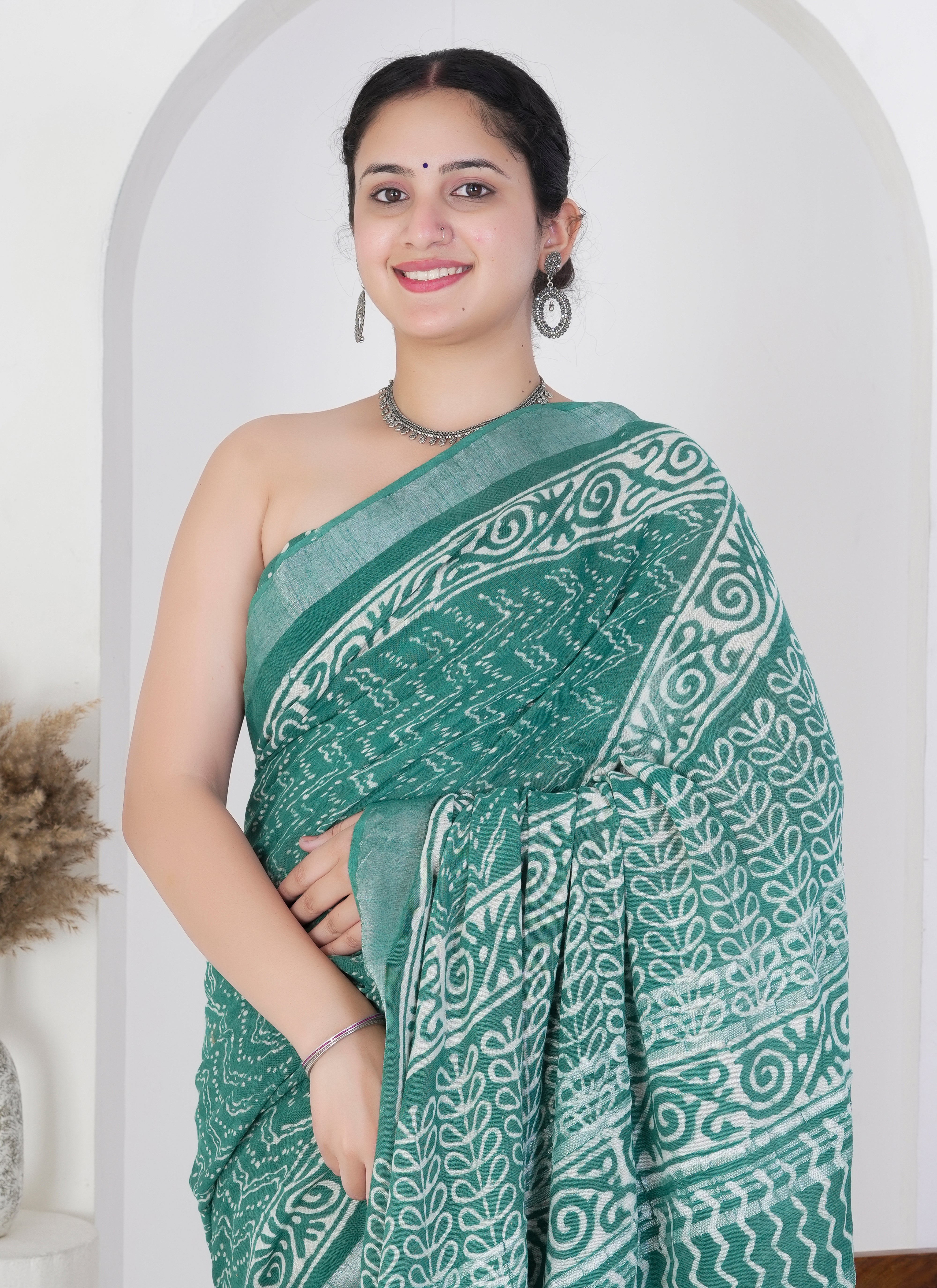 Emerald Green Pure Linen Saree