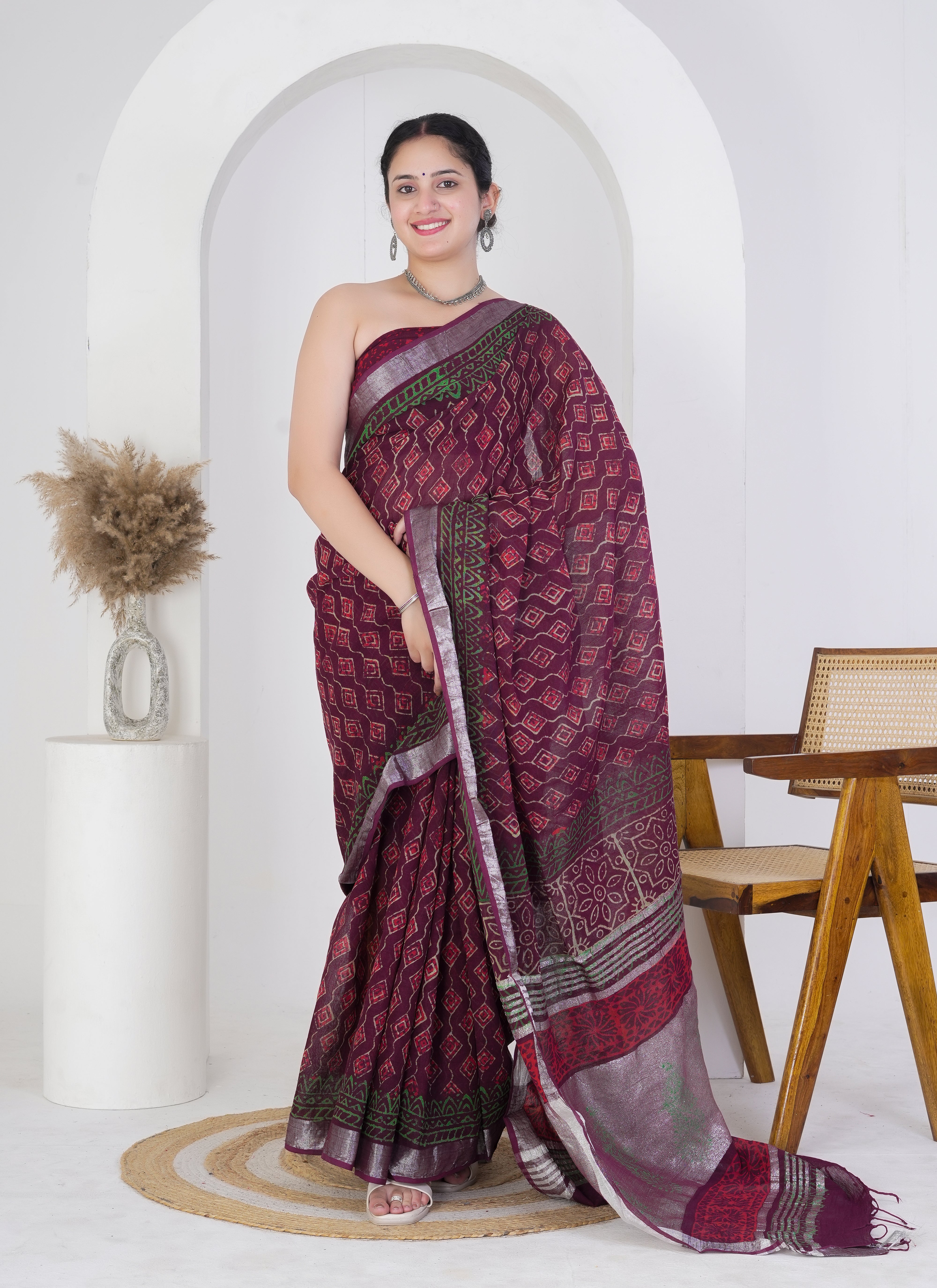 Maroon and Olive Pure Linen Saree