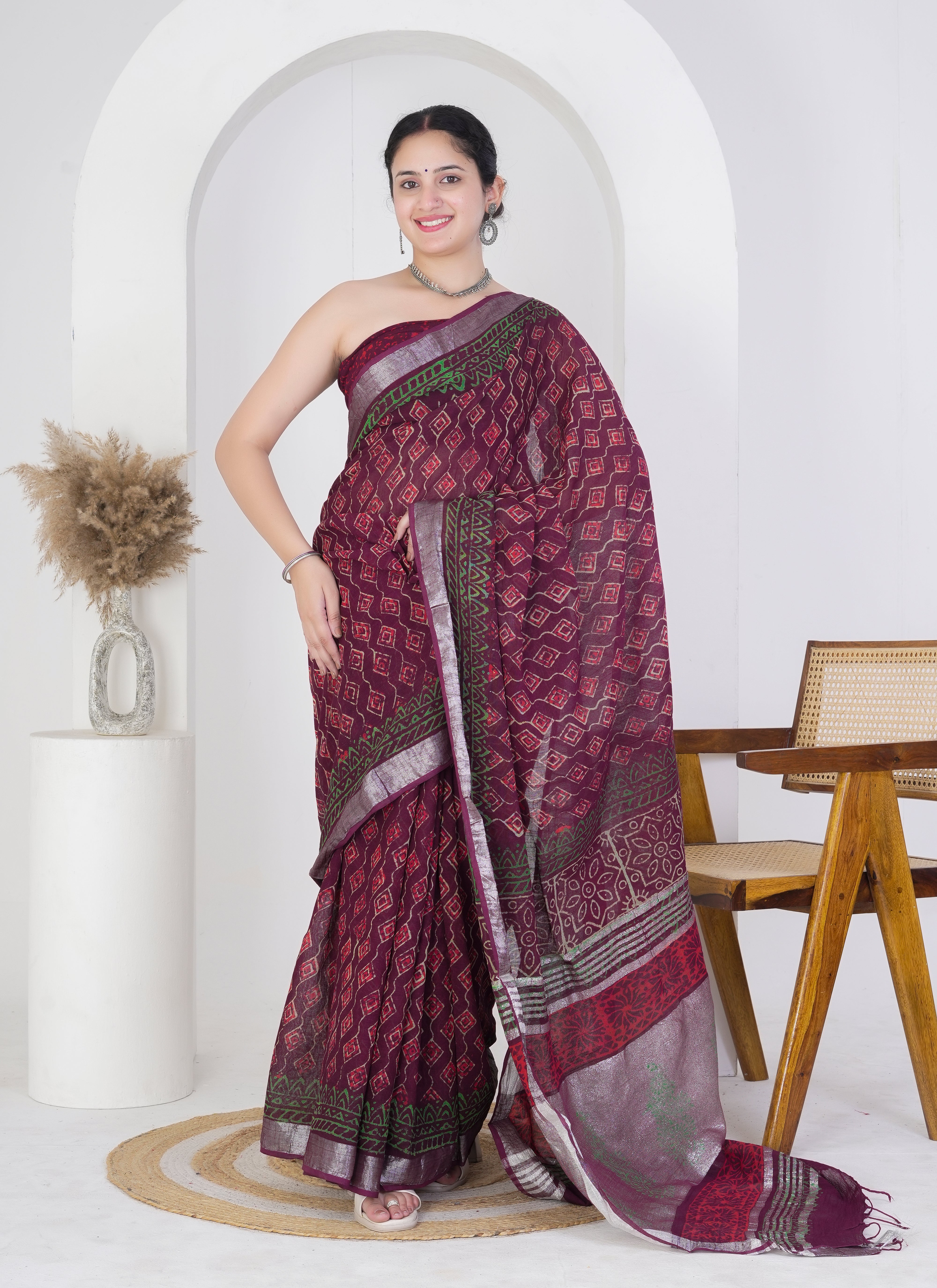 Maroon and Olive Pure Linen Saree