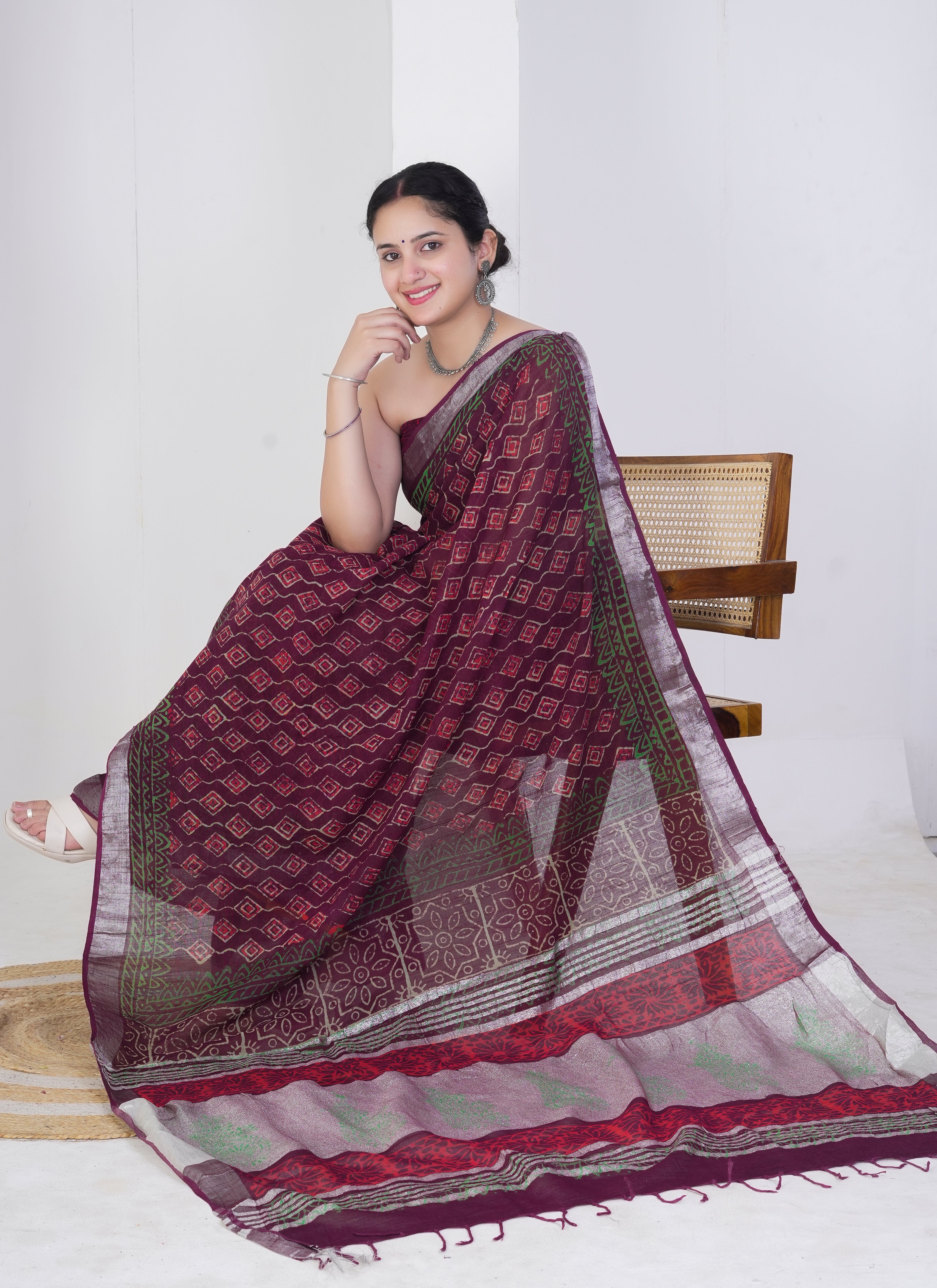 Maroon and Olive Pure Linen Saree