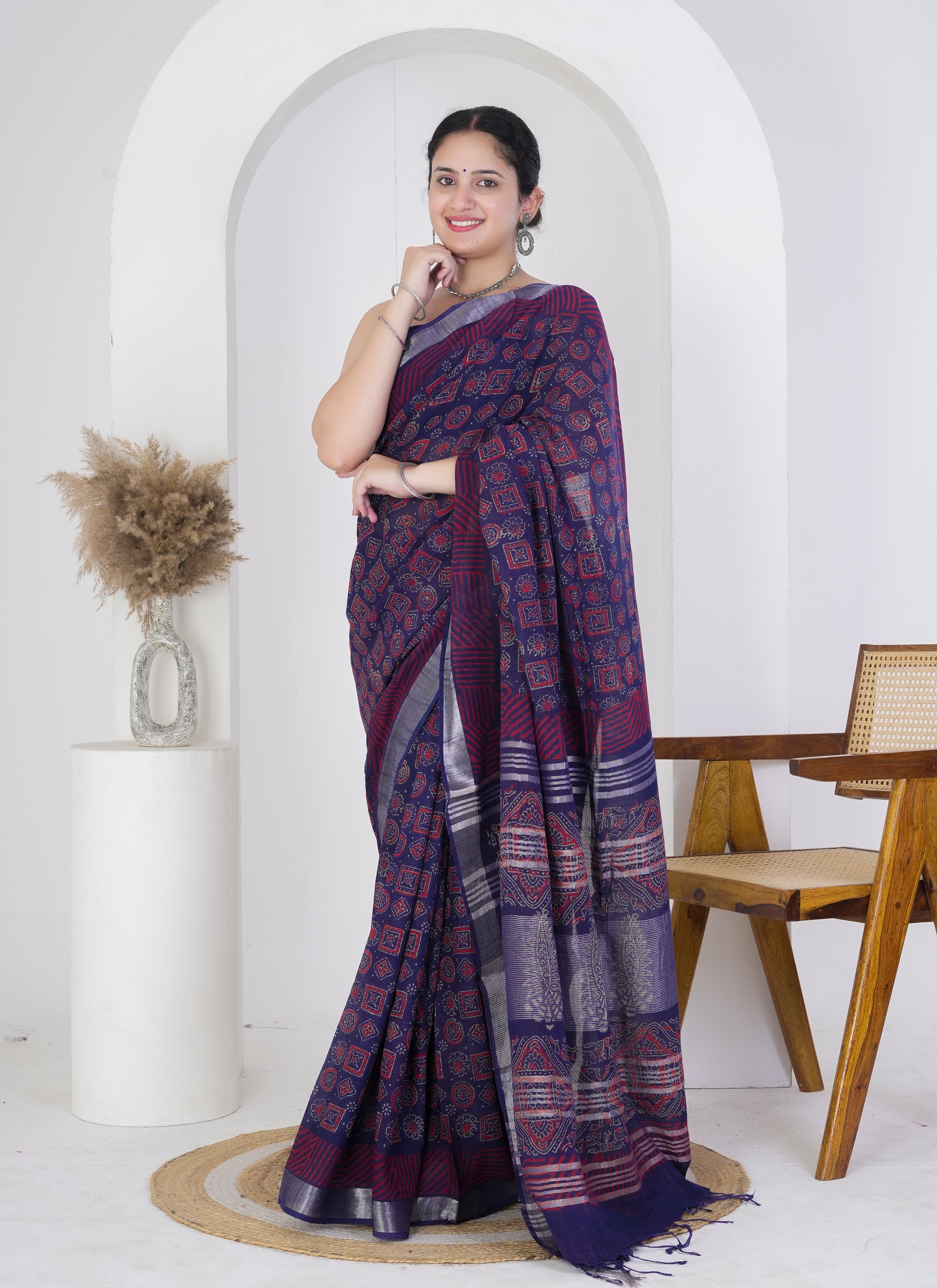 Deep Indigo and Red Pure Linen Saree