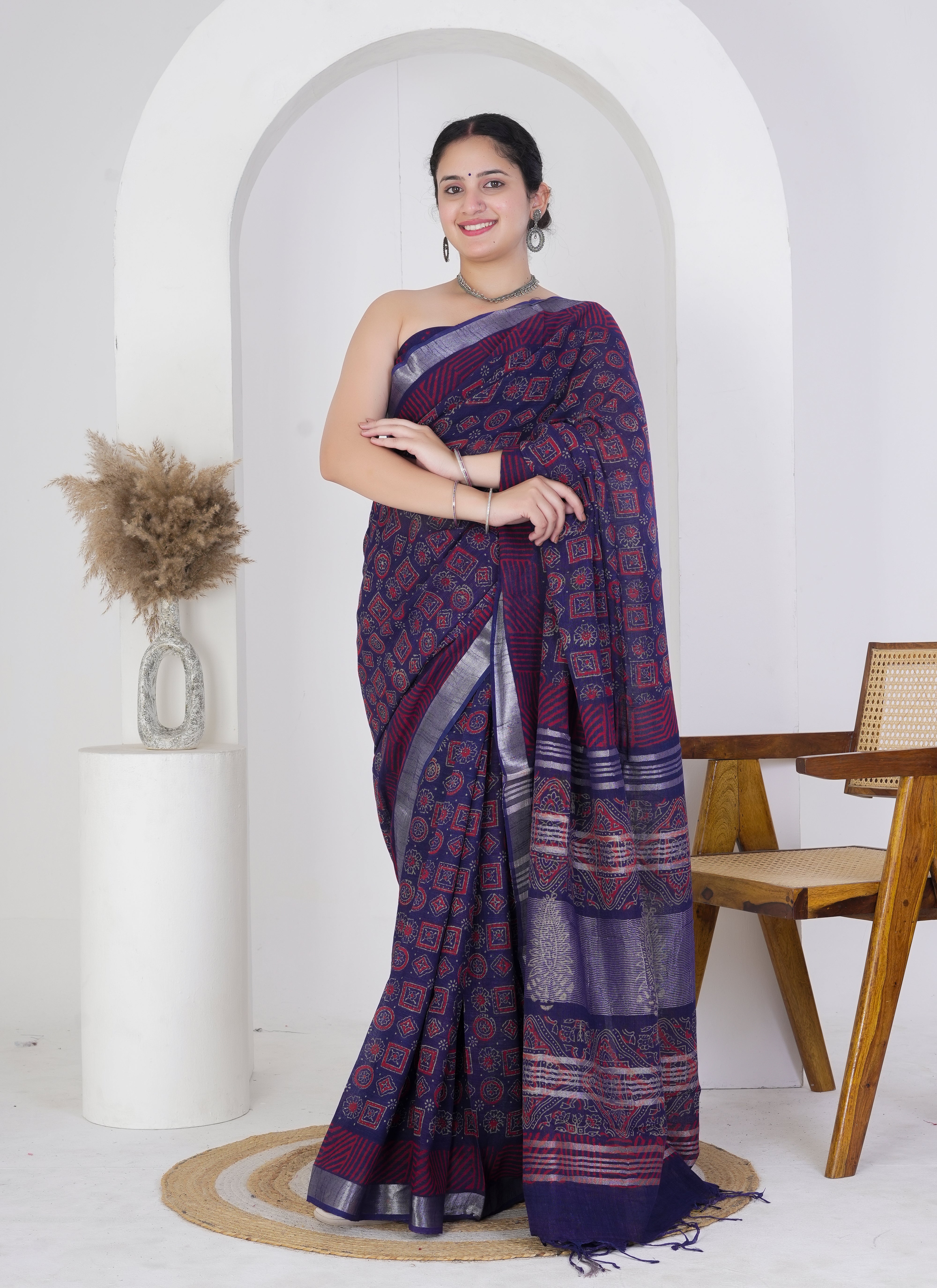 Deep Indigo and Red Pure Linen Saree