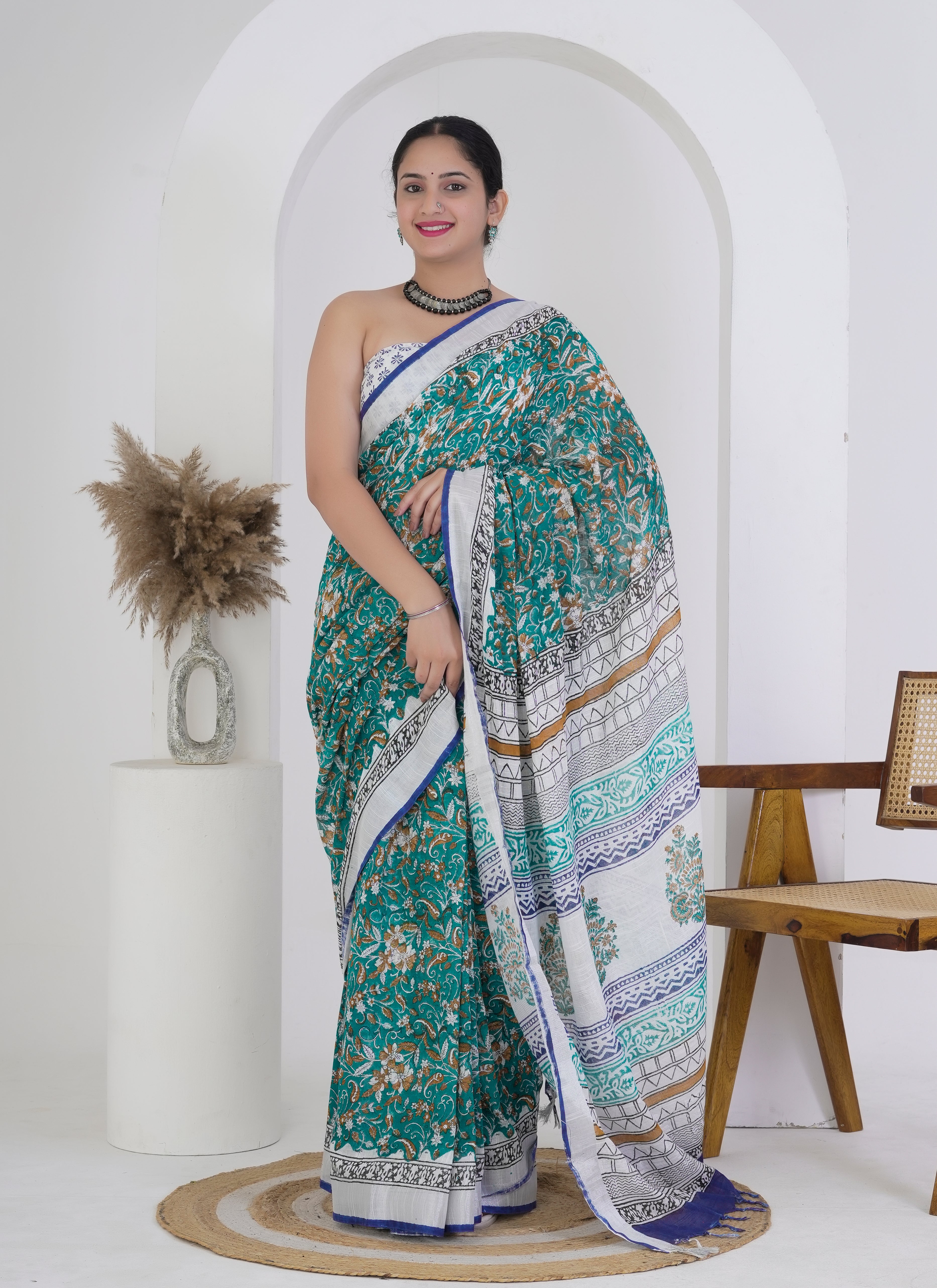Emerald Green Pure Linen Saree