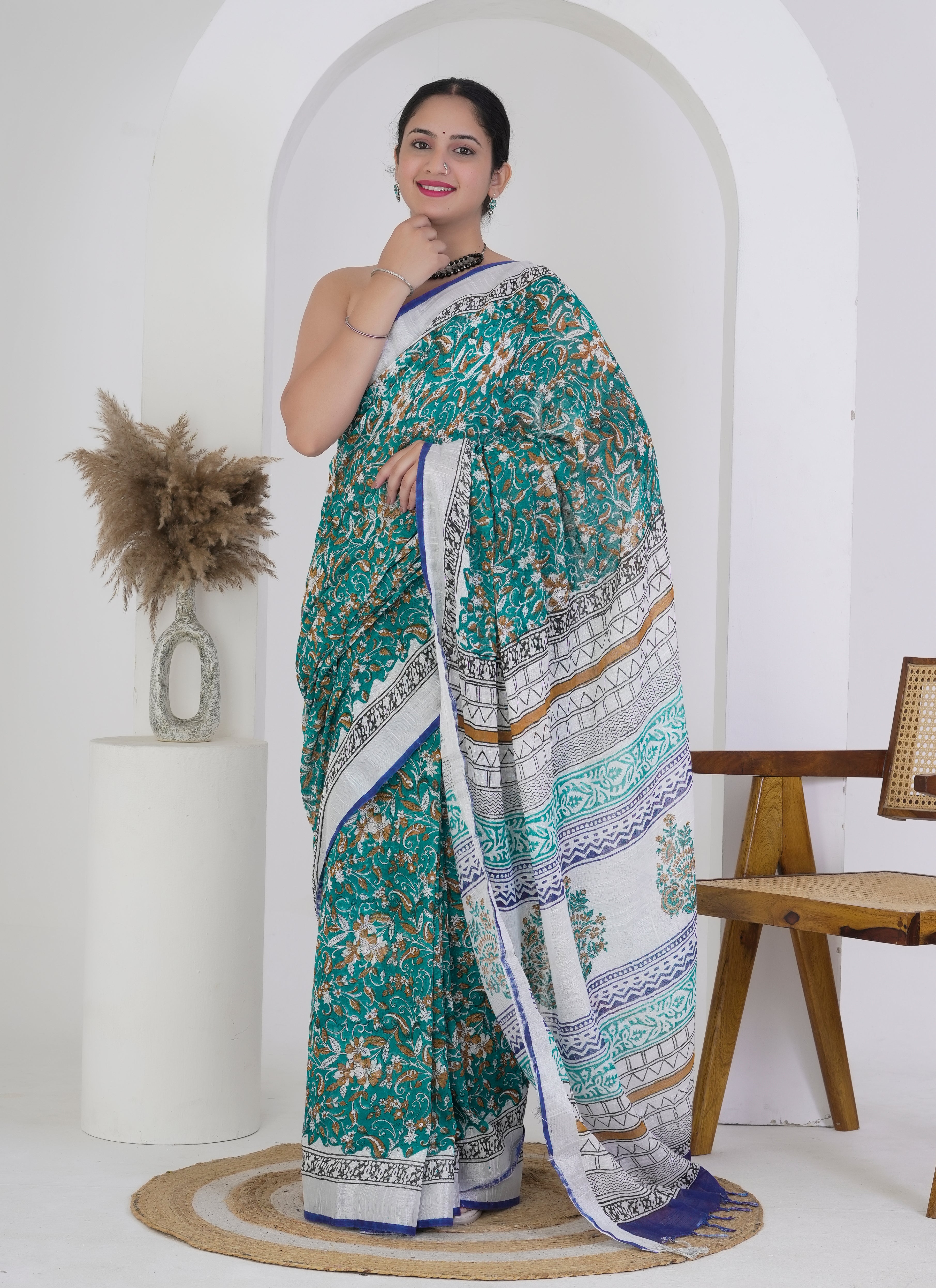 Emerald Green Pure Linen Saree