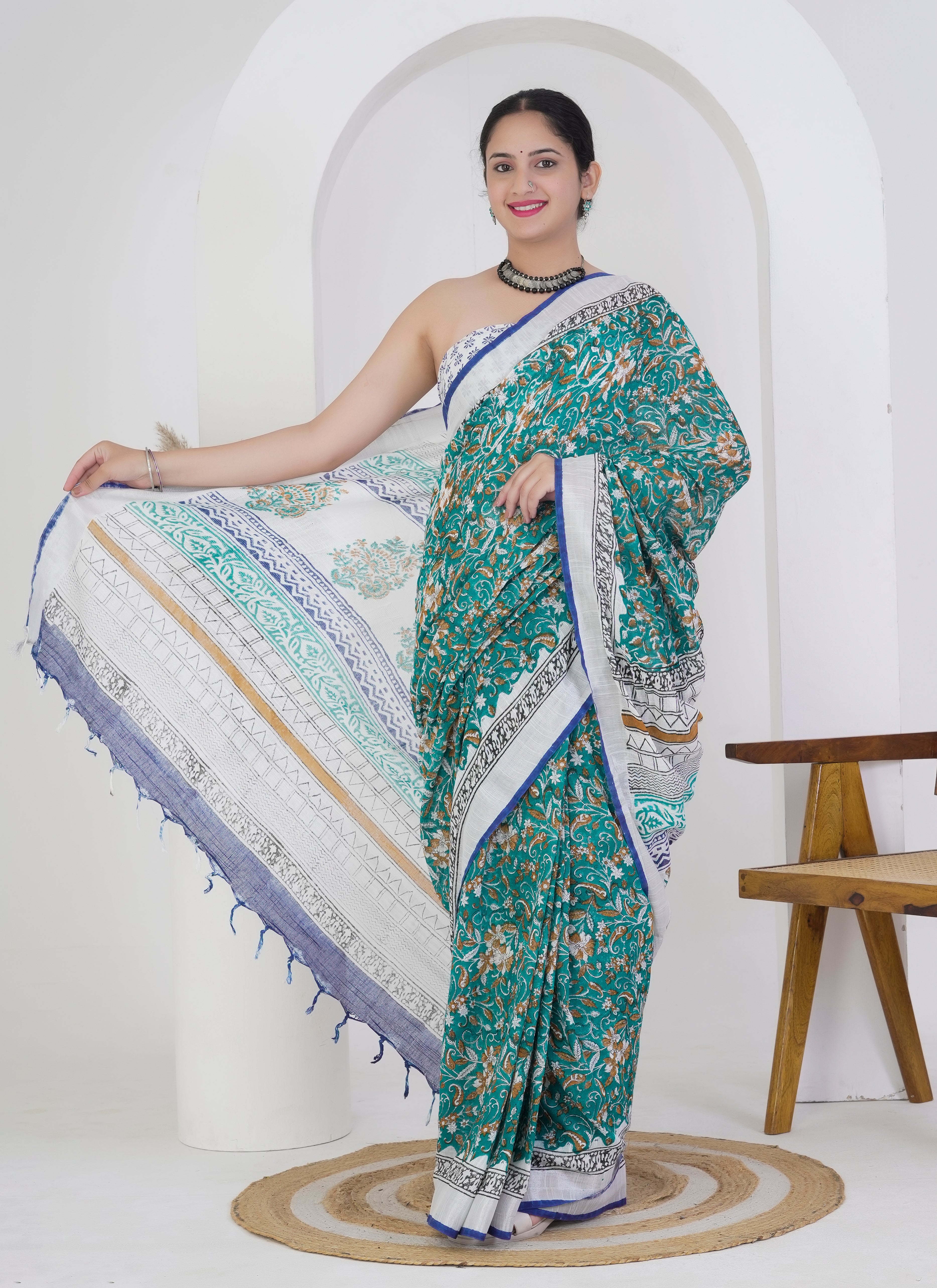 Emerald Green Pure Linen Saree