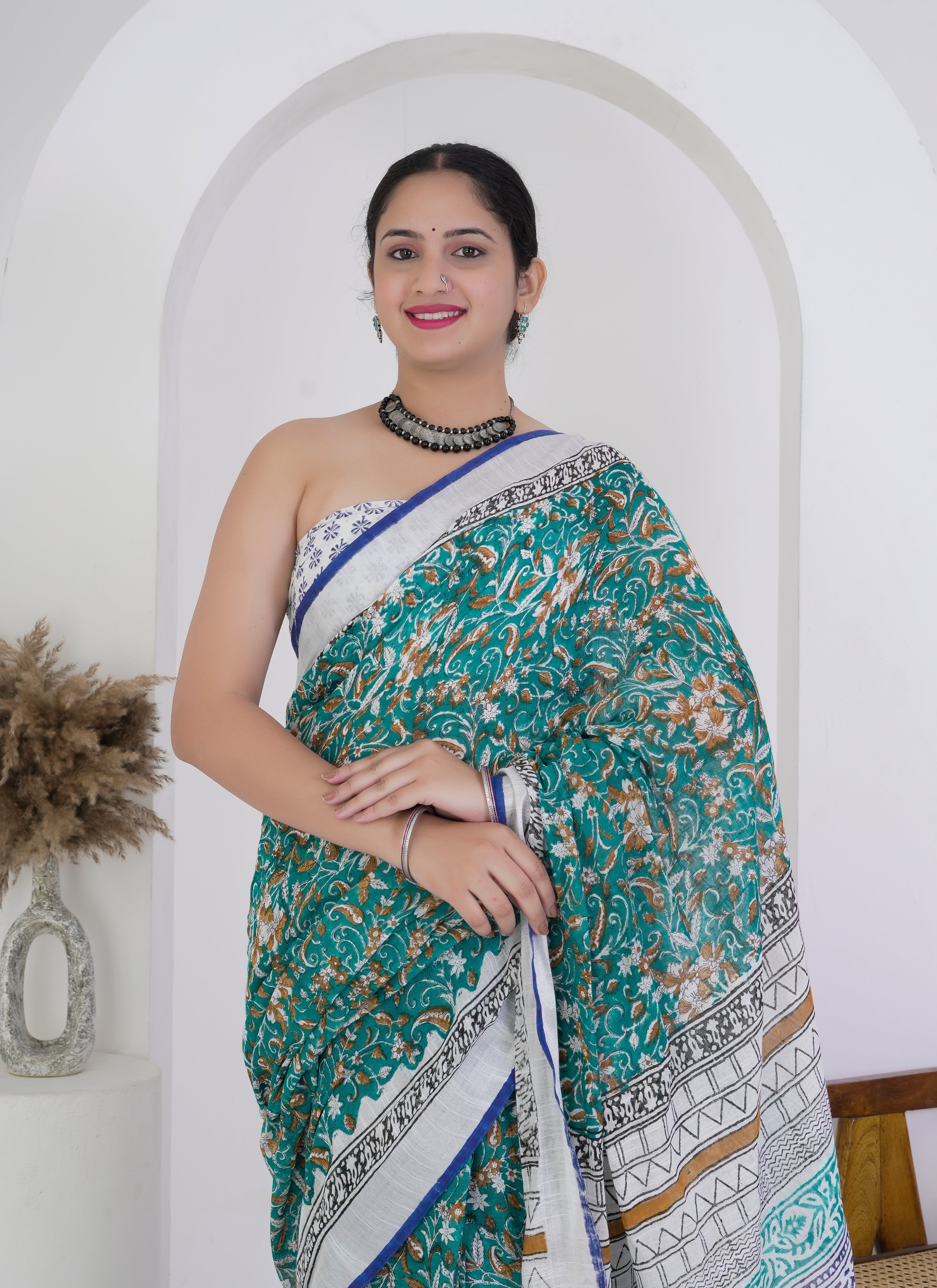 Emerald Green Pure Linen Saree