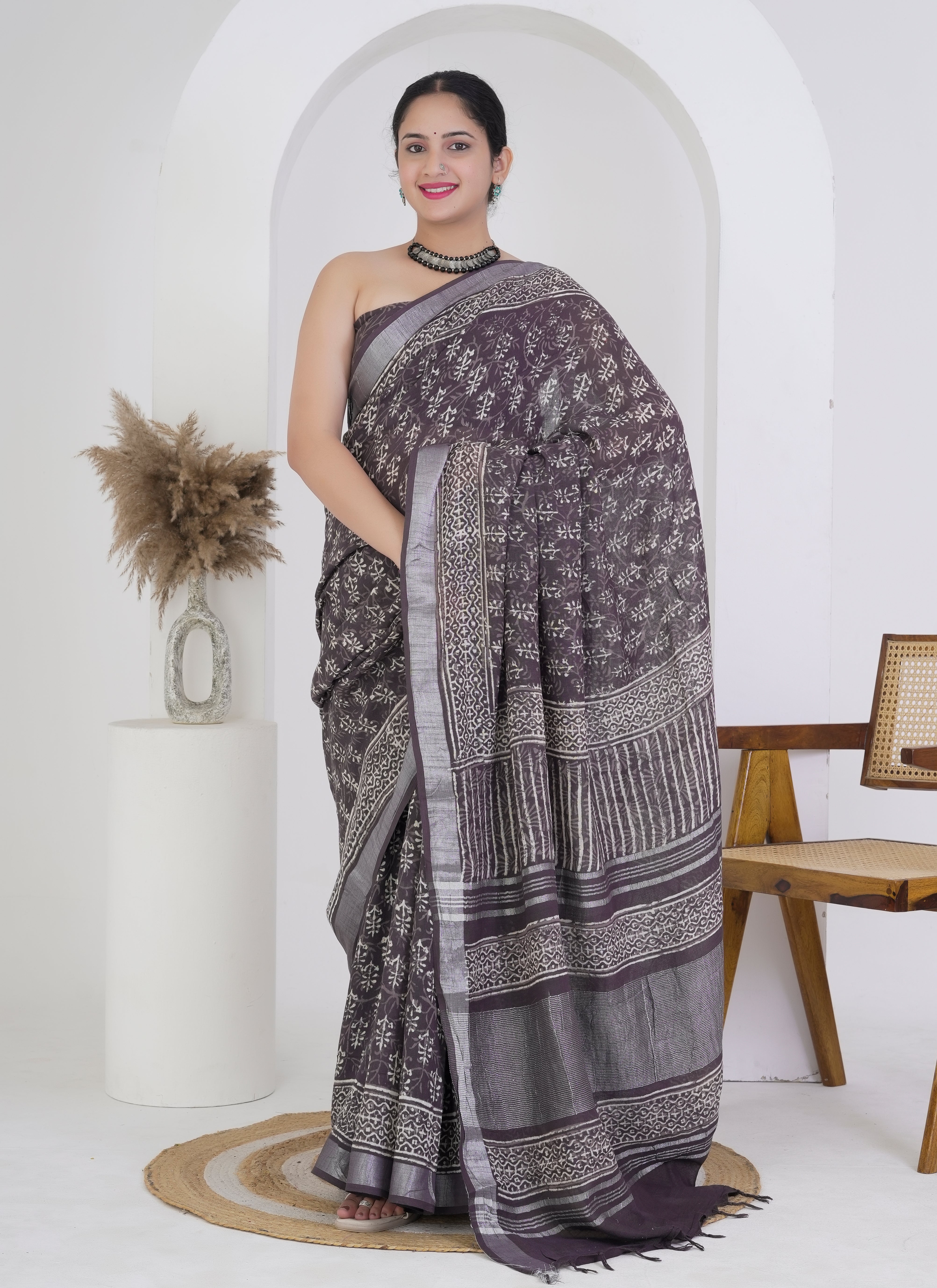 Charcoal Brown Pure Linen Saree