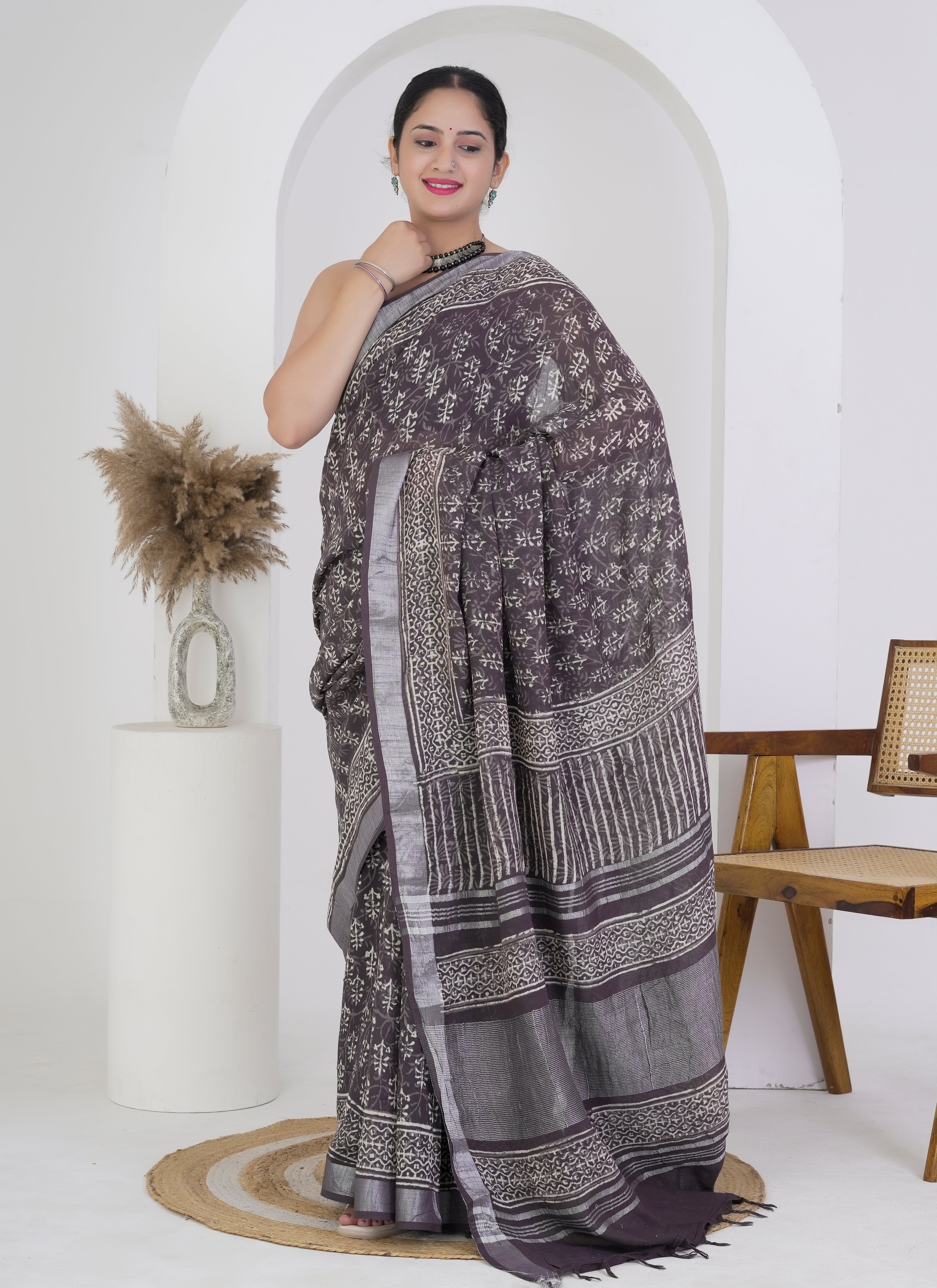 Charcoal Brown Pure Linen Saree with Delicate White Floral Prints and Silver Grey Pallu