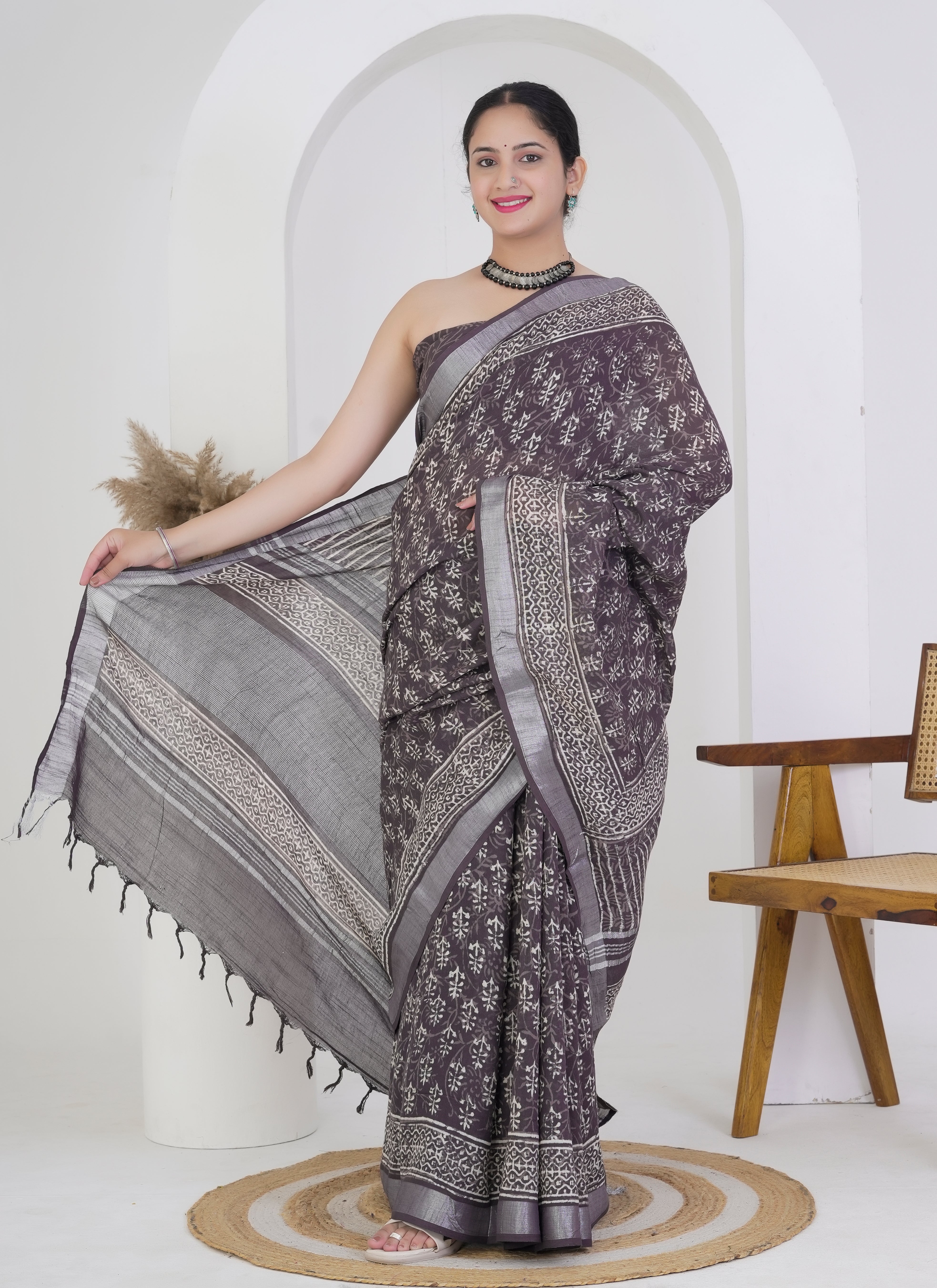 Charcoal Brown Pure Linen Saree