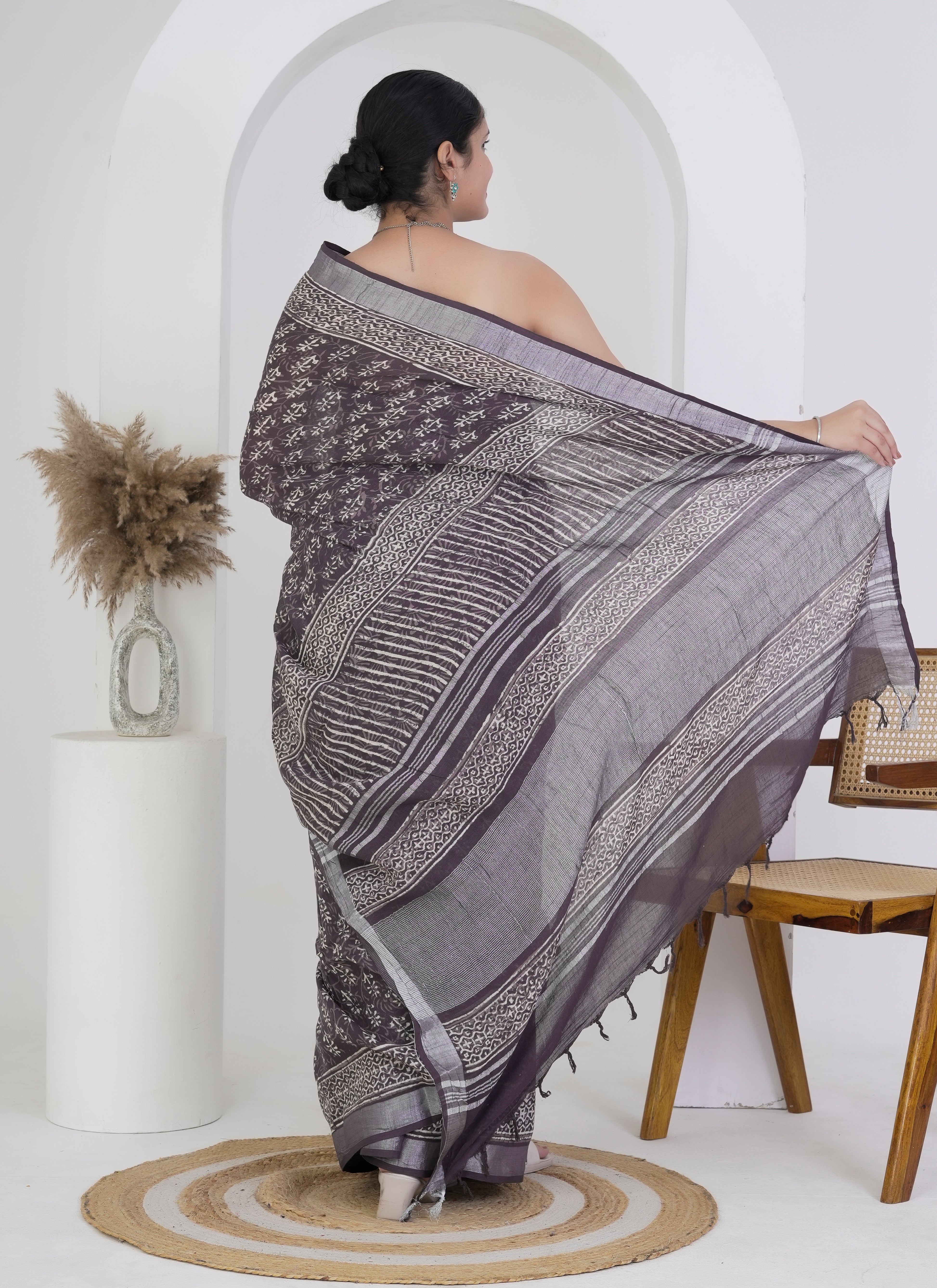 Charcoal Brown Pure Linen Saree