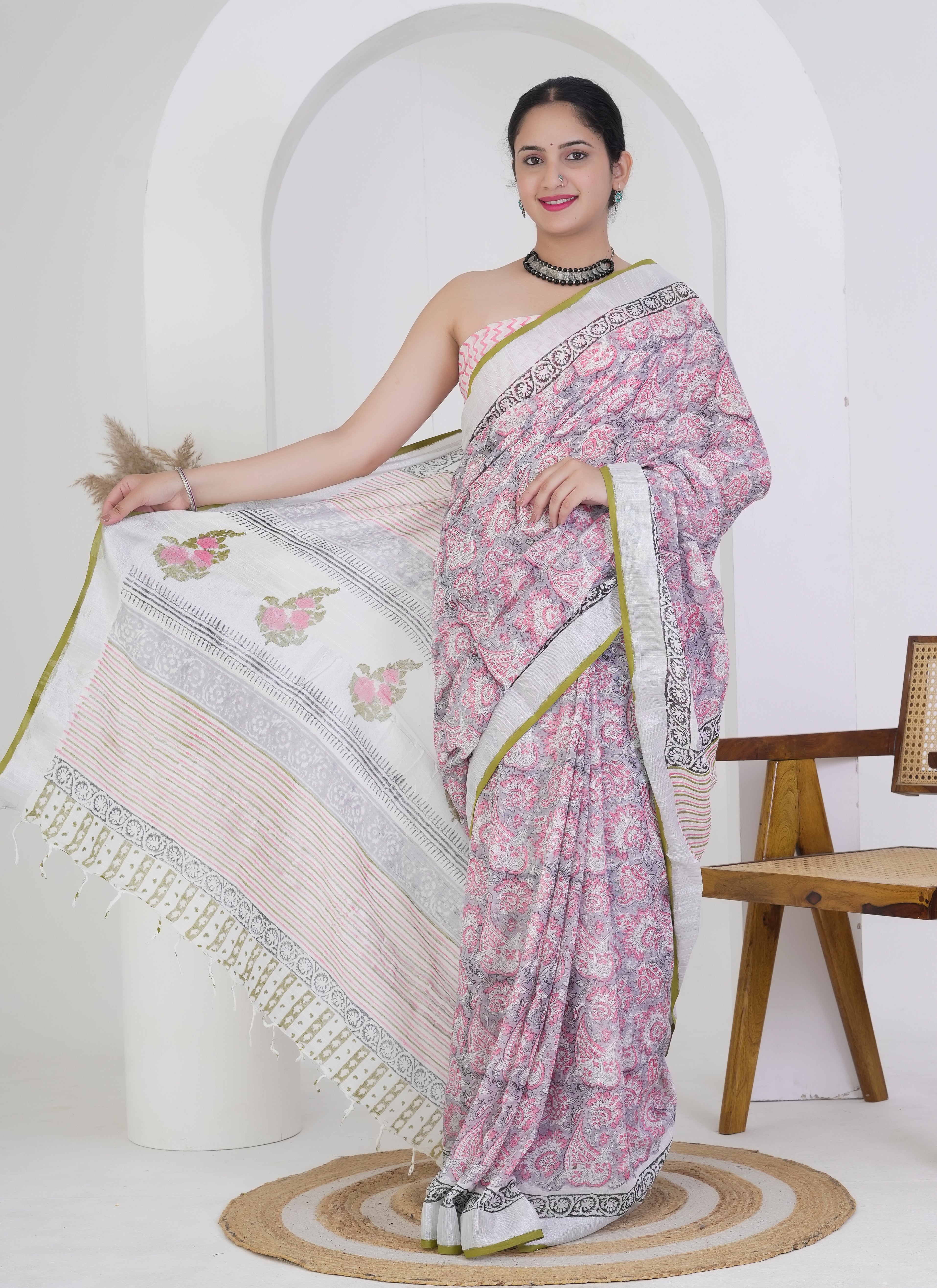 Soft Pink and Grey Paisley Pure Linen Saree