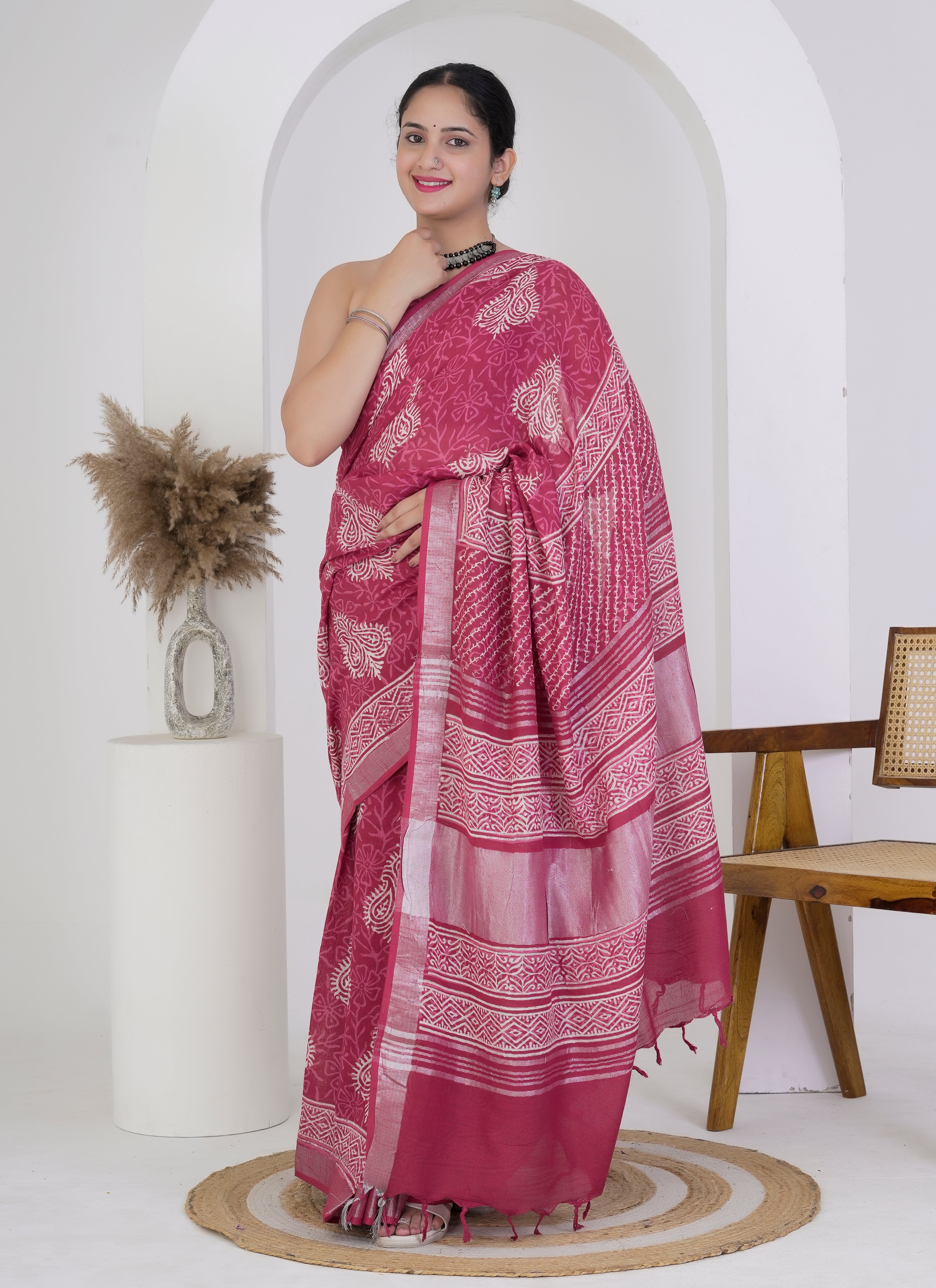 Rani Pink Pure Linen Saree