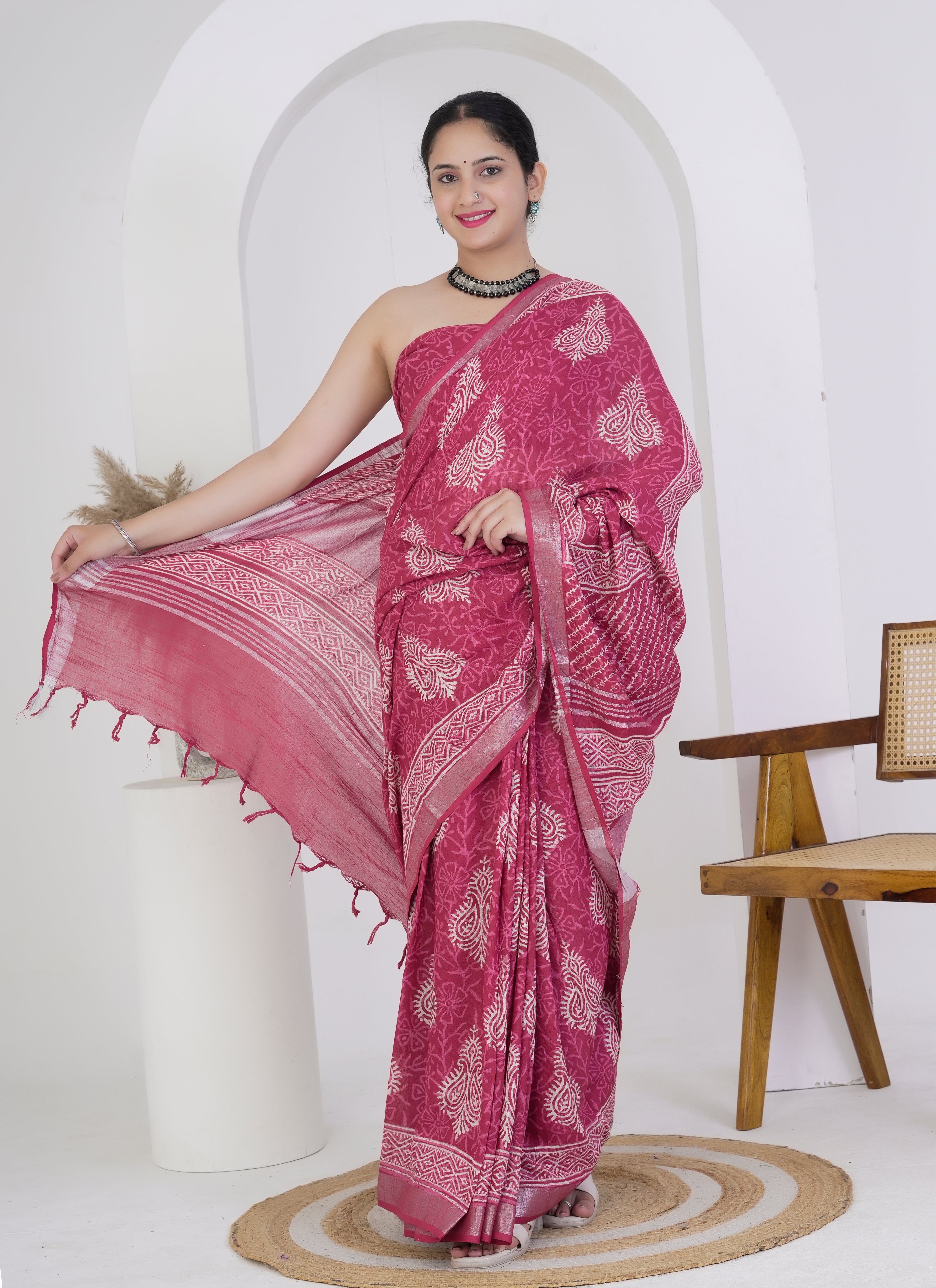 Rani Pink Pure Linen Saree