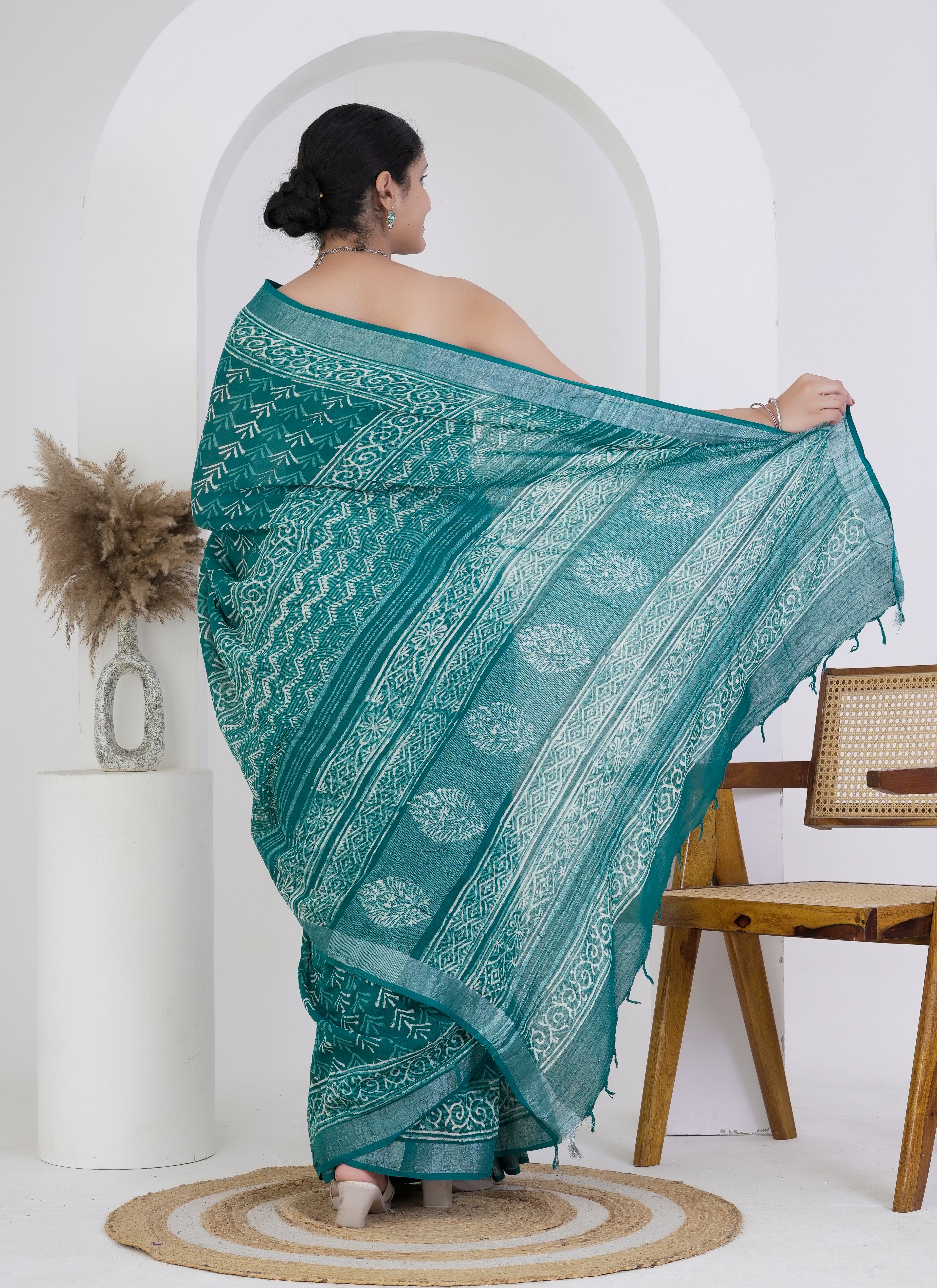 Teal Green Pure Linen Saree